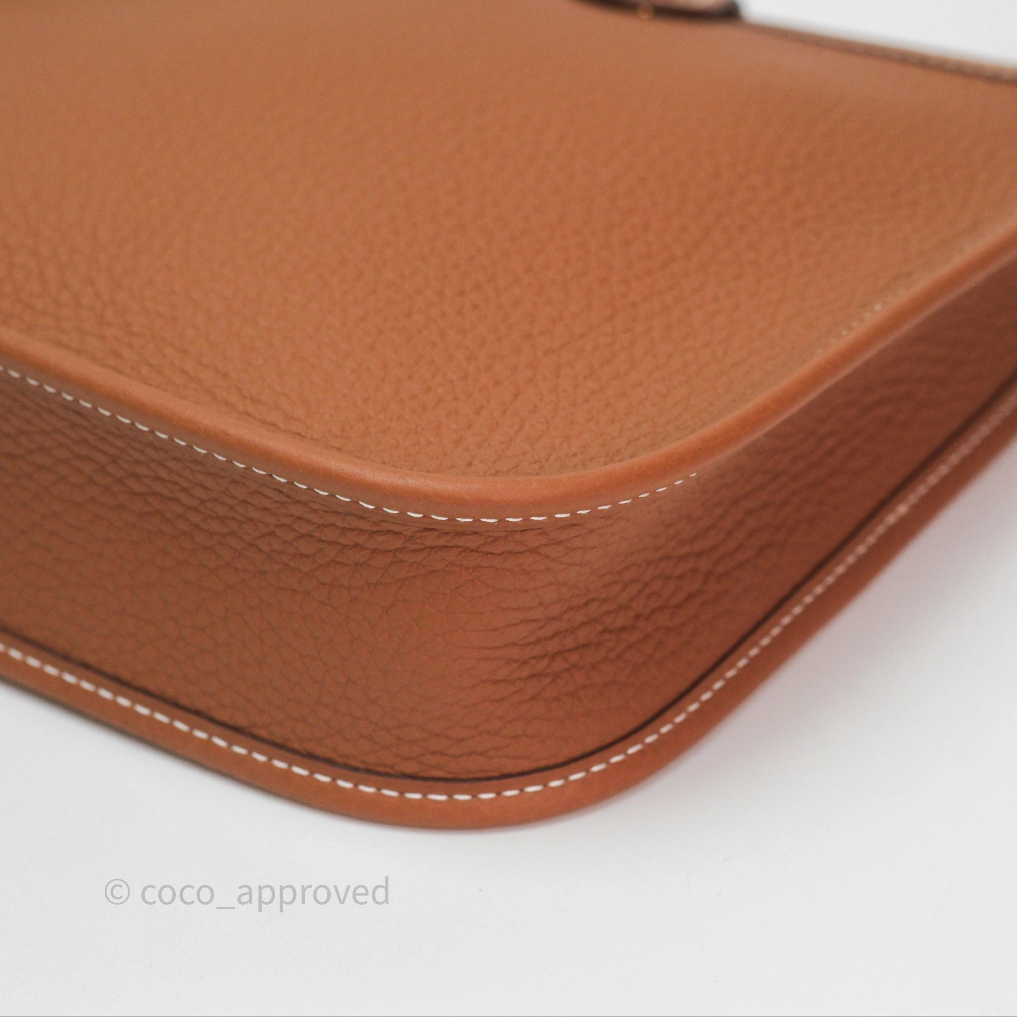 Herms Mini Evelyne 16 Amazone Gold 37 Clemence Gold Hardware