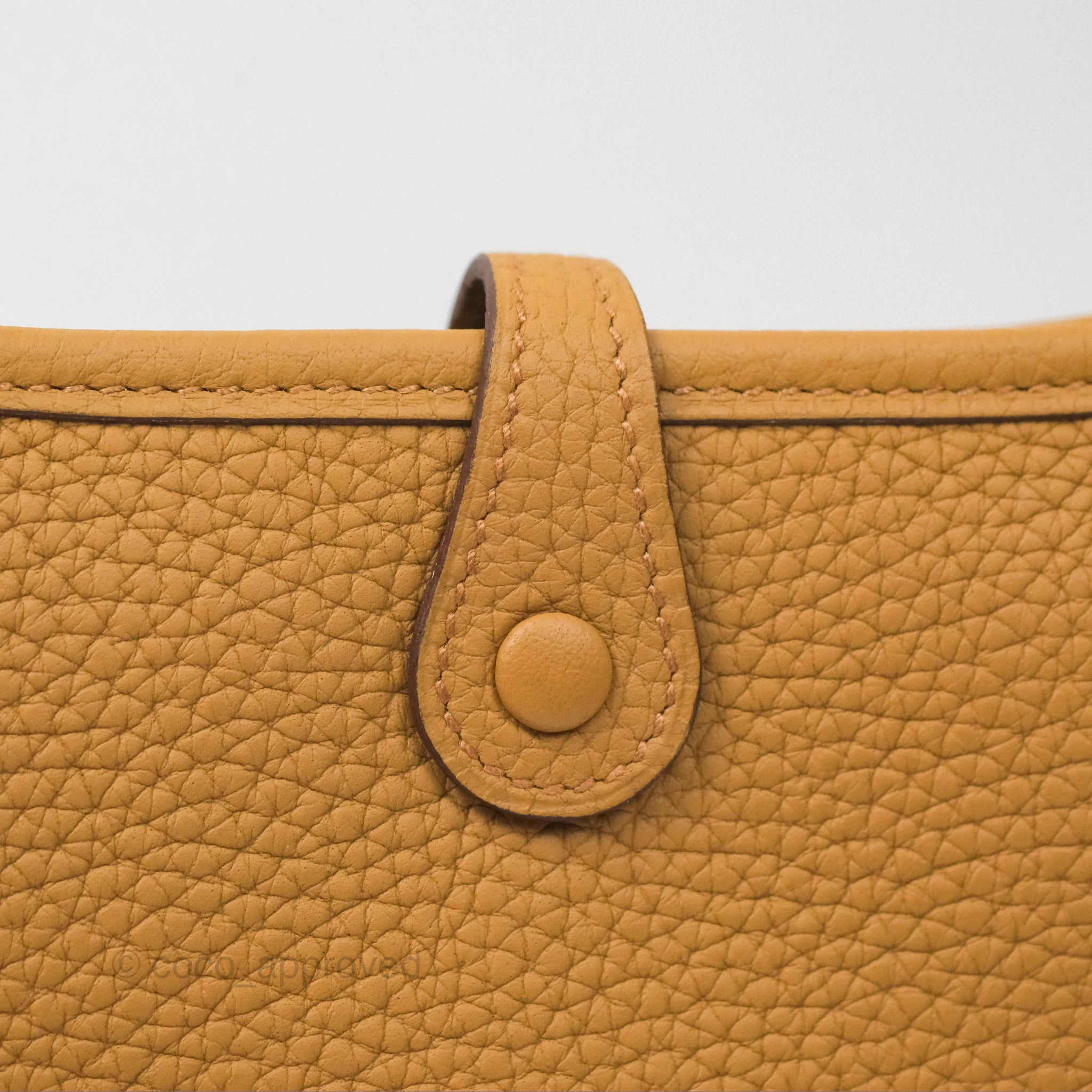 Herms Mini Evelyne 16 Biscuit 48 Camel Clemence Gold Hardware
