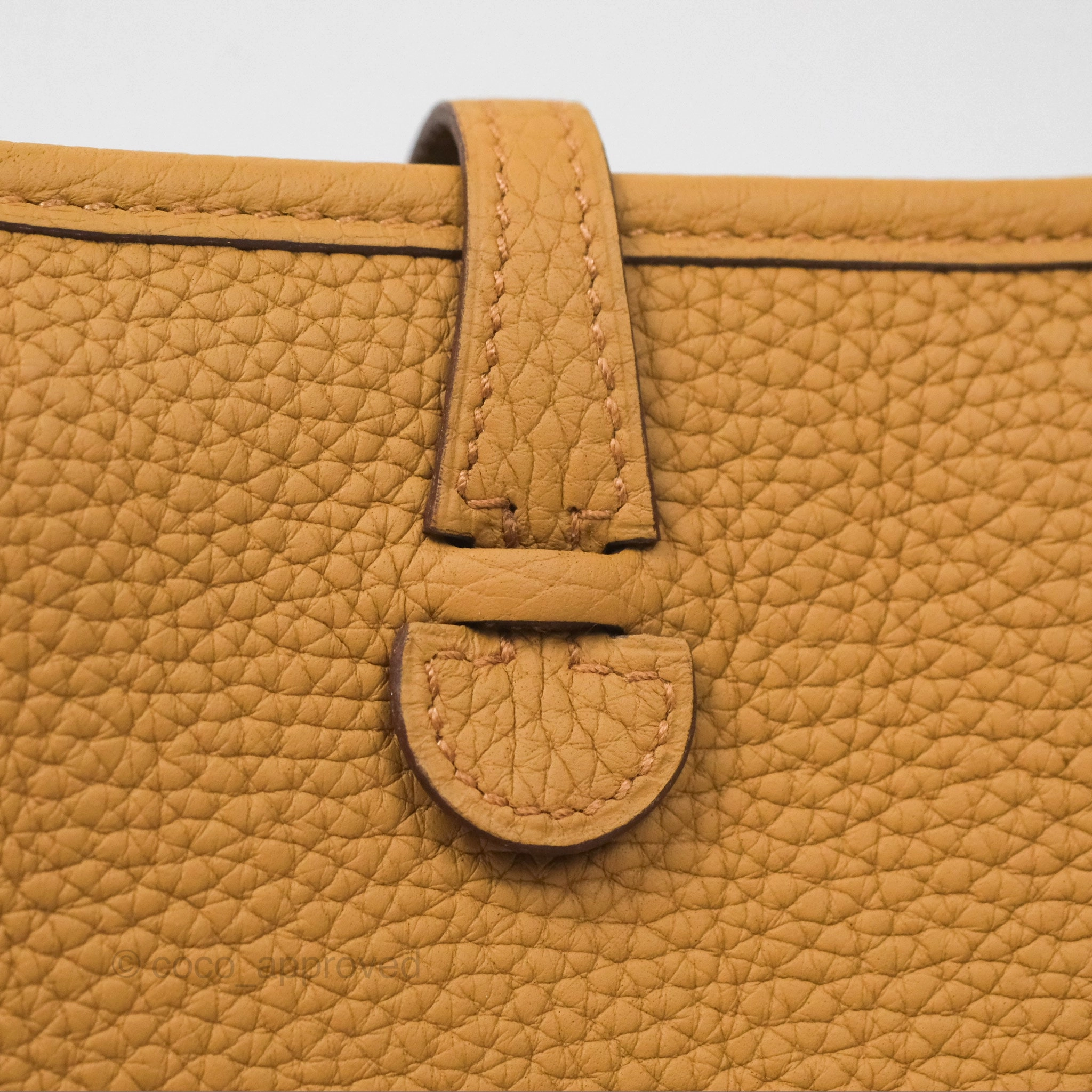Herms Mini Evelyne 16 Biscuit 48 Camel Clemence Gold Hardware