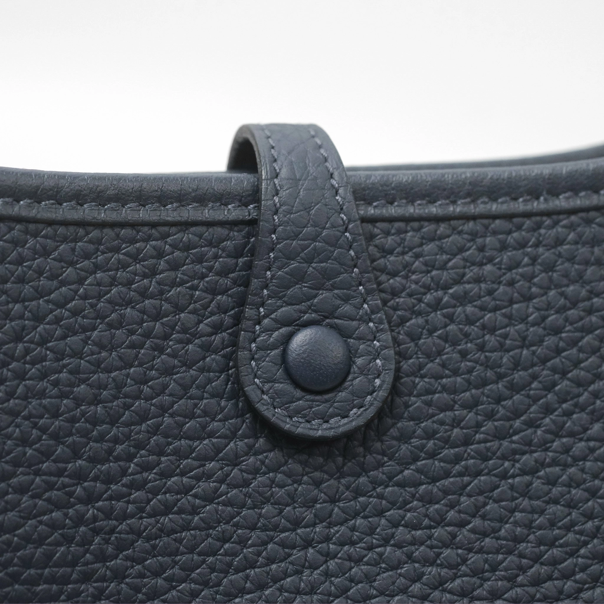 Herms Mini Evelyne 16 Bleu Nuit 2Z/ Bleu Indigo 76 Clemence Gold Hardware