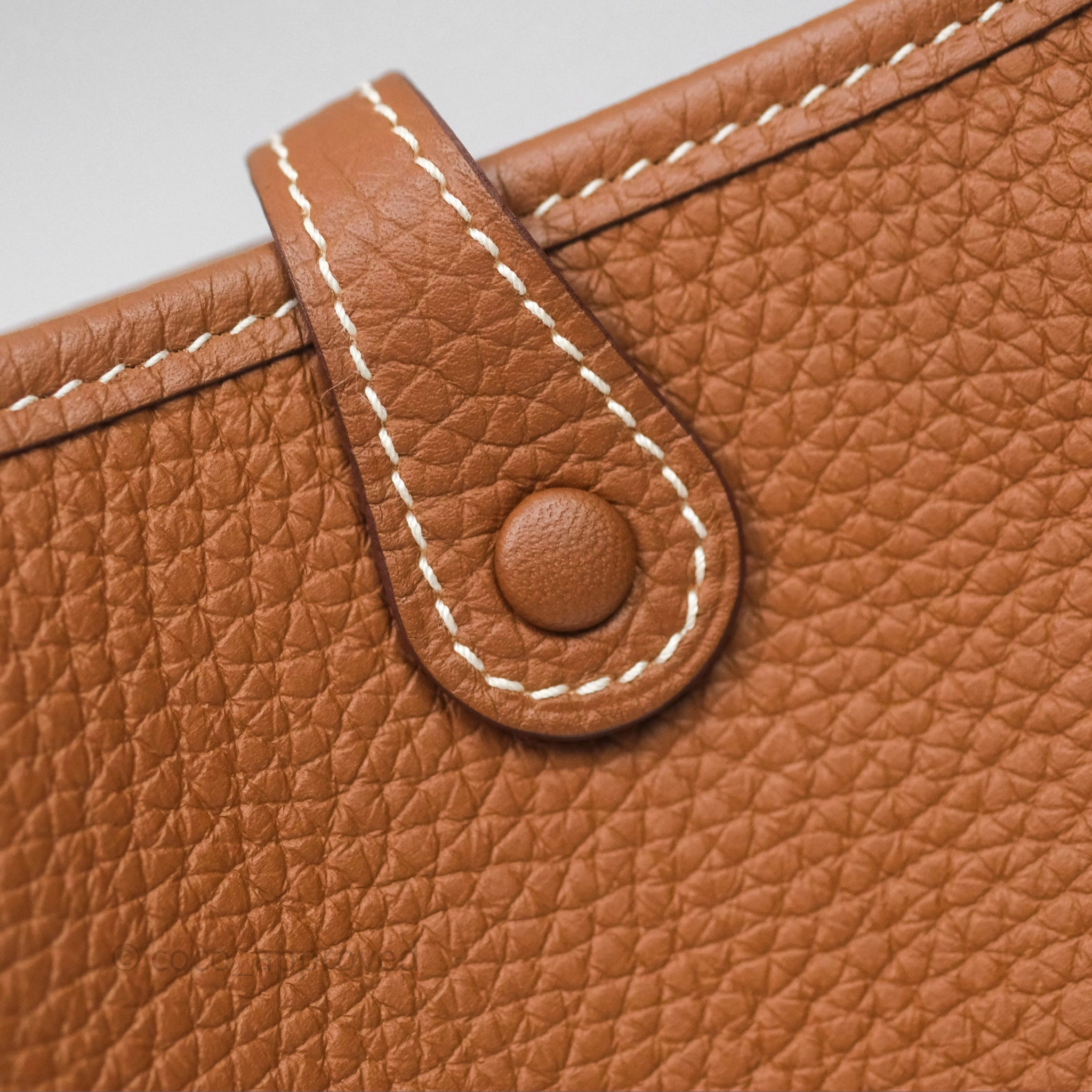 Herms Mini Evelyne 16 Gold 37 Clemence Gold Hardware