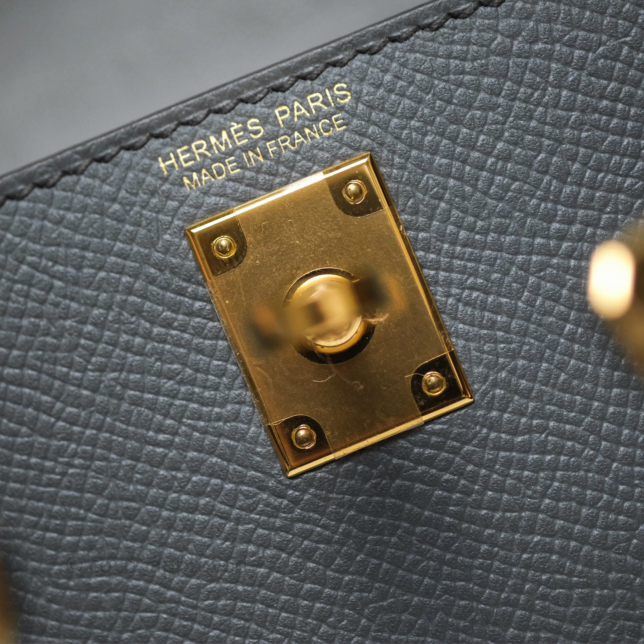 Herms Mini Kelly II Vert Amande 63 Epsom Gold Hardware