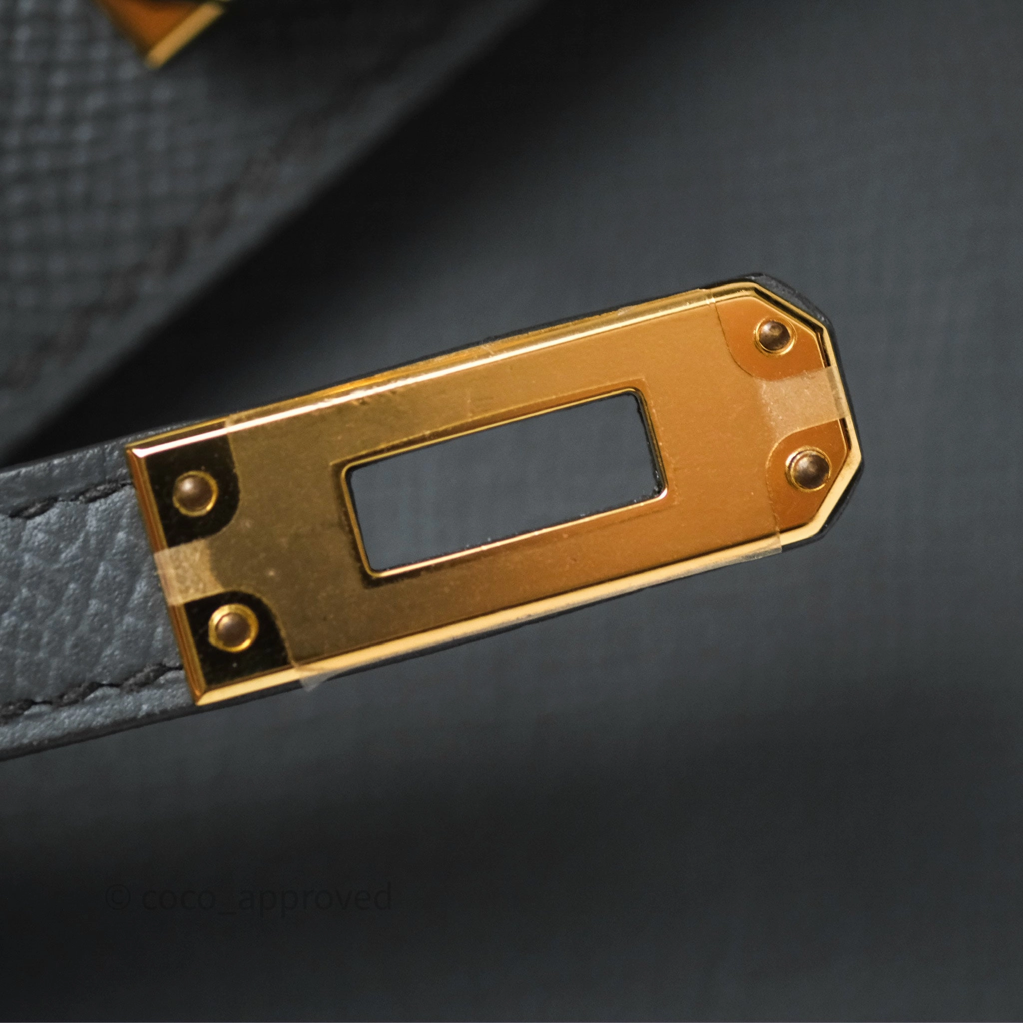 Herms Mini Kelly II Vert Amande 63 Epsom Gold Hardware