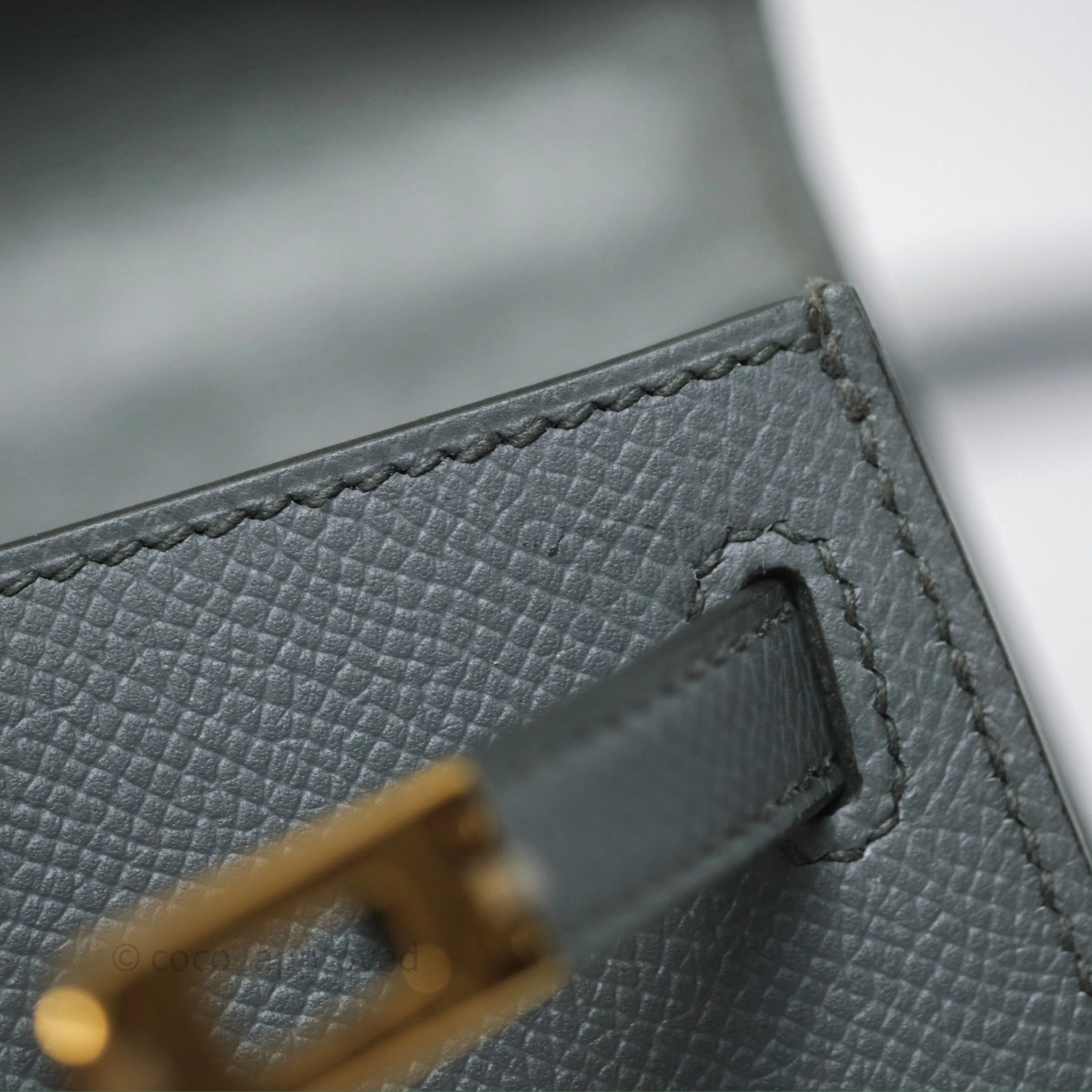Herms Mini Kelly II Vert Amande 63 Epsom Gold Hardware