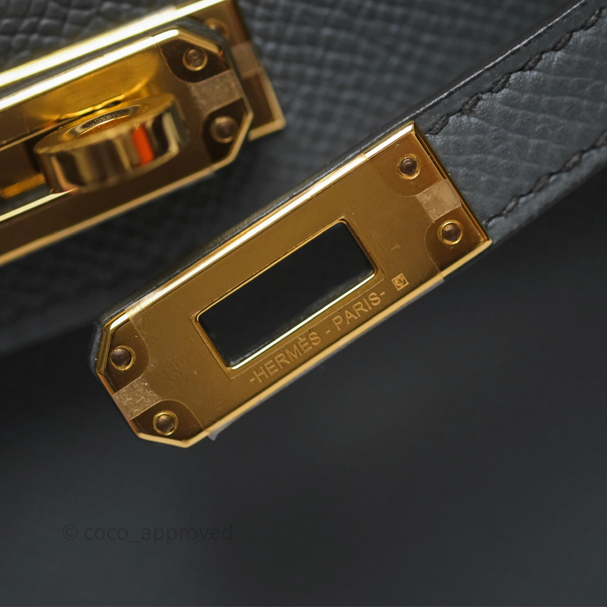Herms Mini Kelly II Vert Amande 63 Epsom Gold Hardware