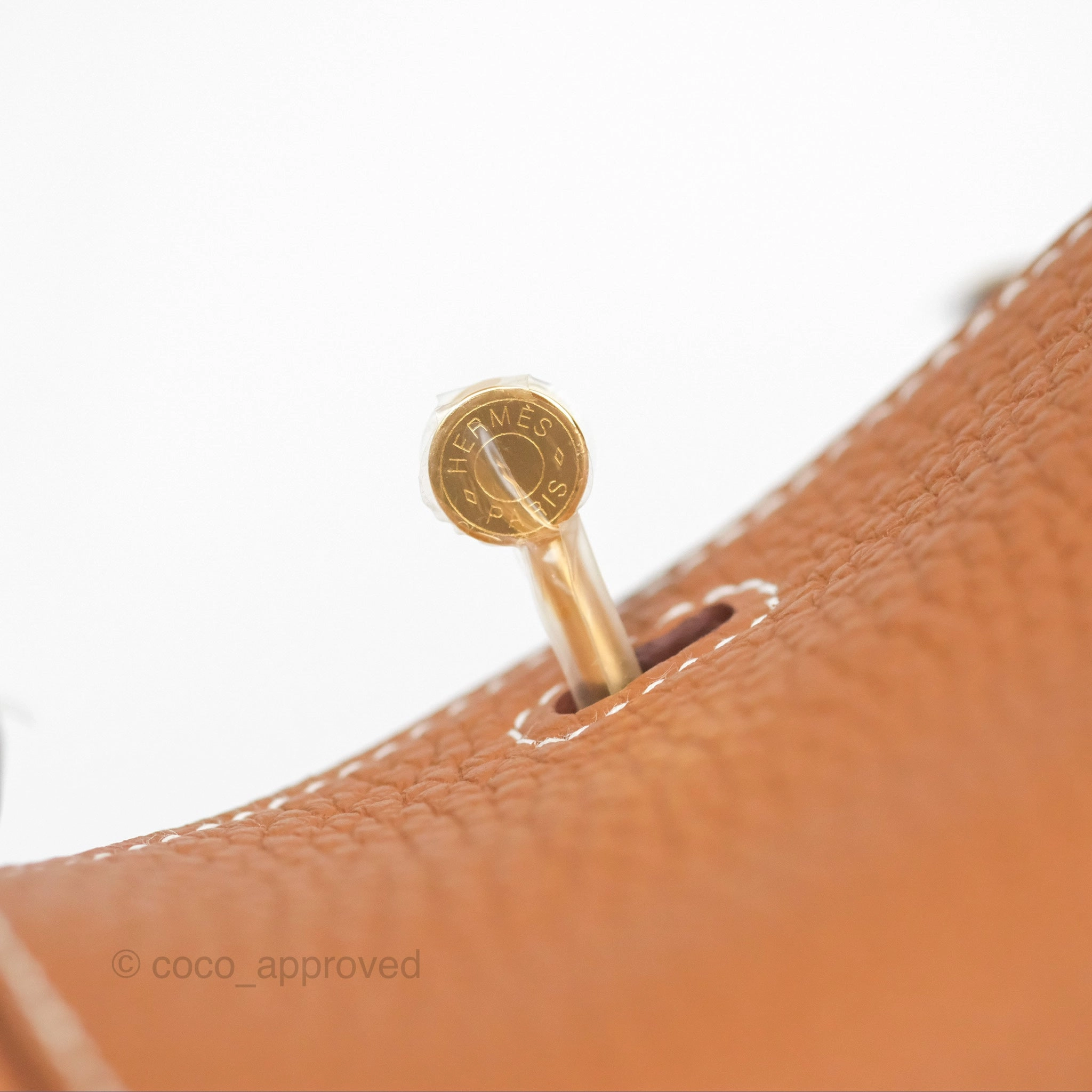 Herms Mini Lindy 20 Gold Clemence Gold Hardware
