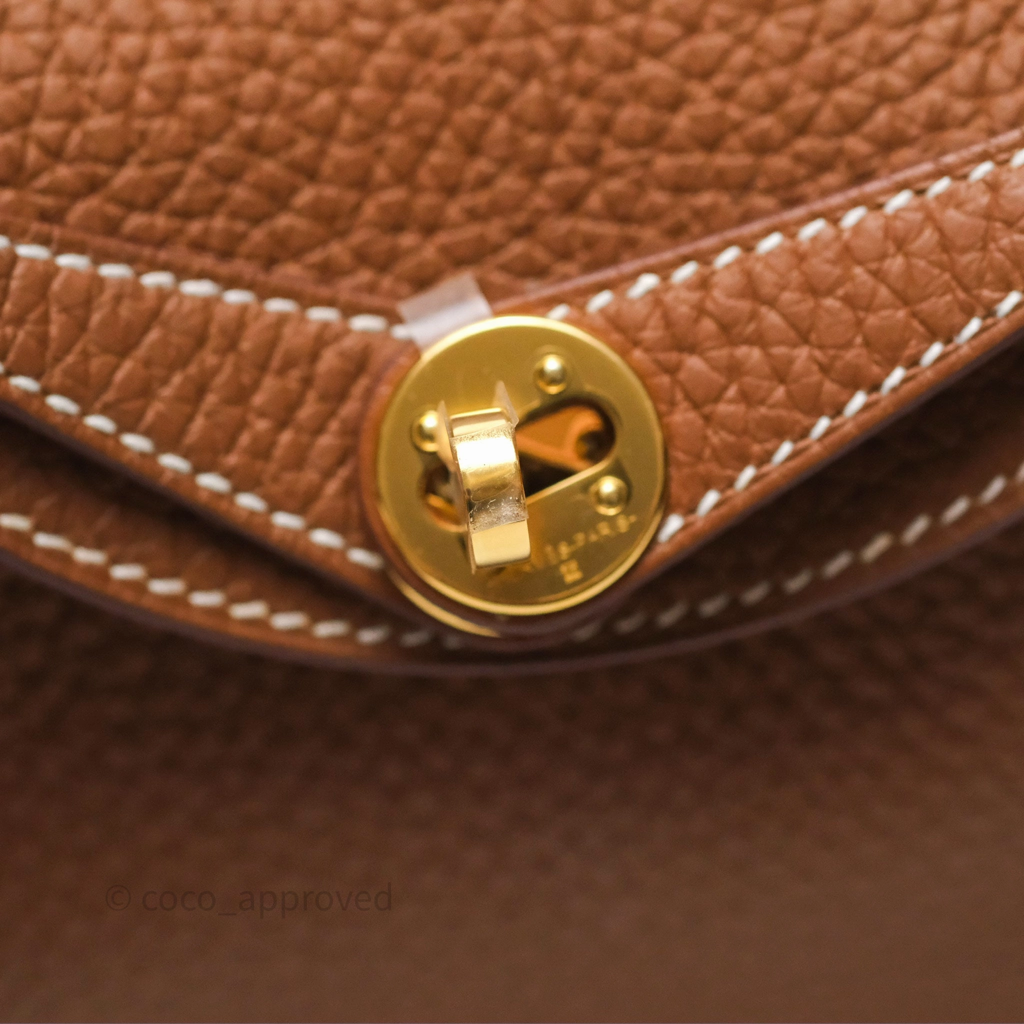 Herms Mini Lindy 20 Gold Clemence Gold Hardware