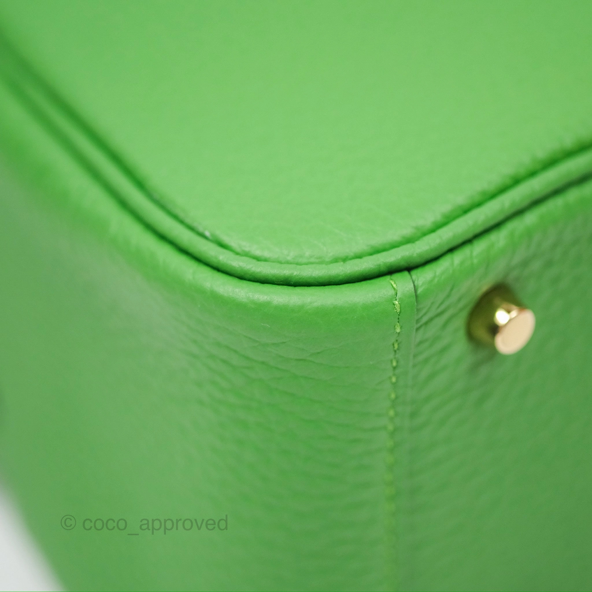 Herms Mini Lindy 20 Vert Yucca A8 Clemence Gold Hardware