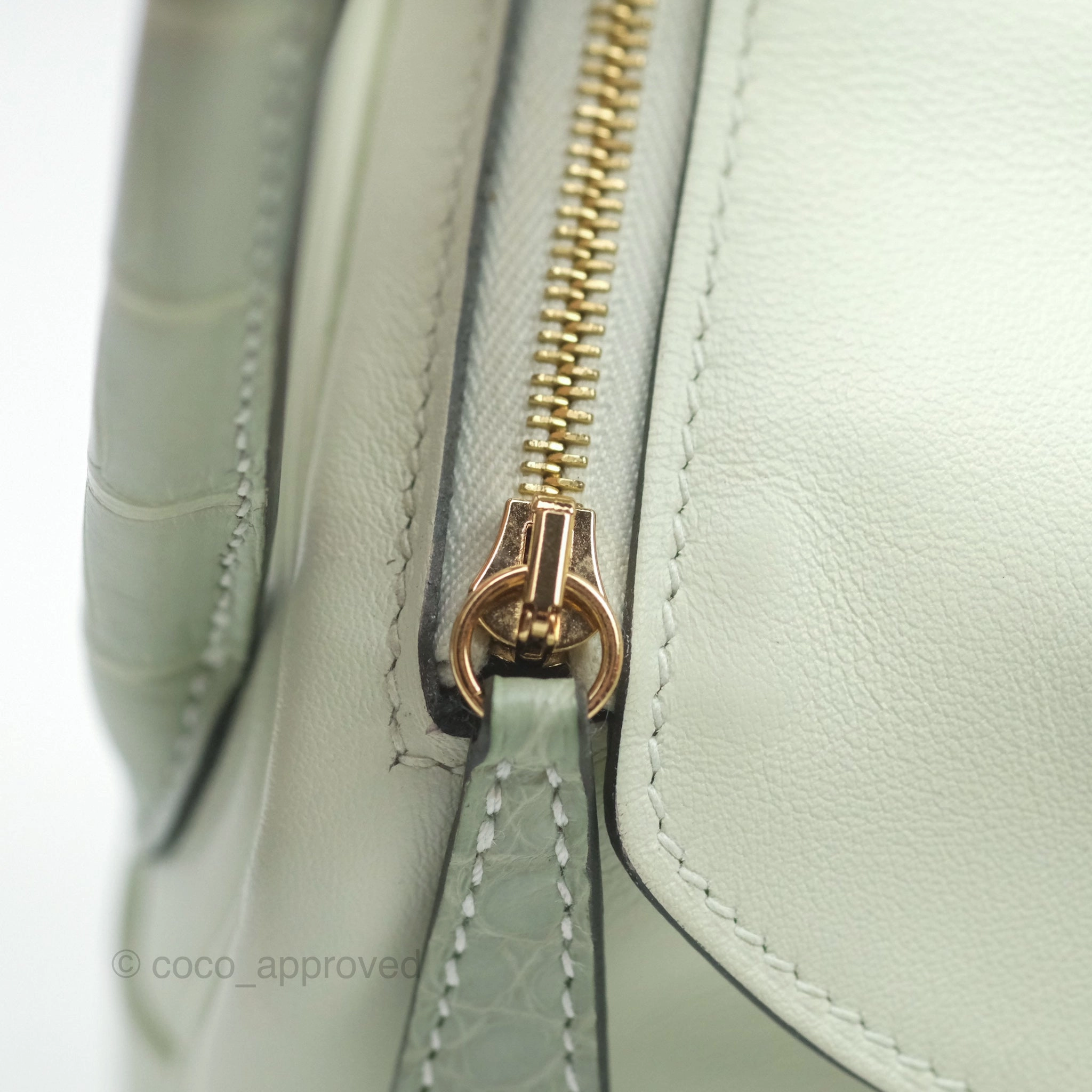 Herms Mini Lindy Touch Vert Fizz 0S Swift Alligator Handle Gold Hardware