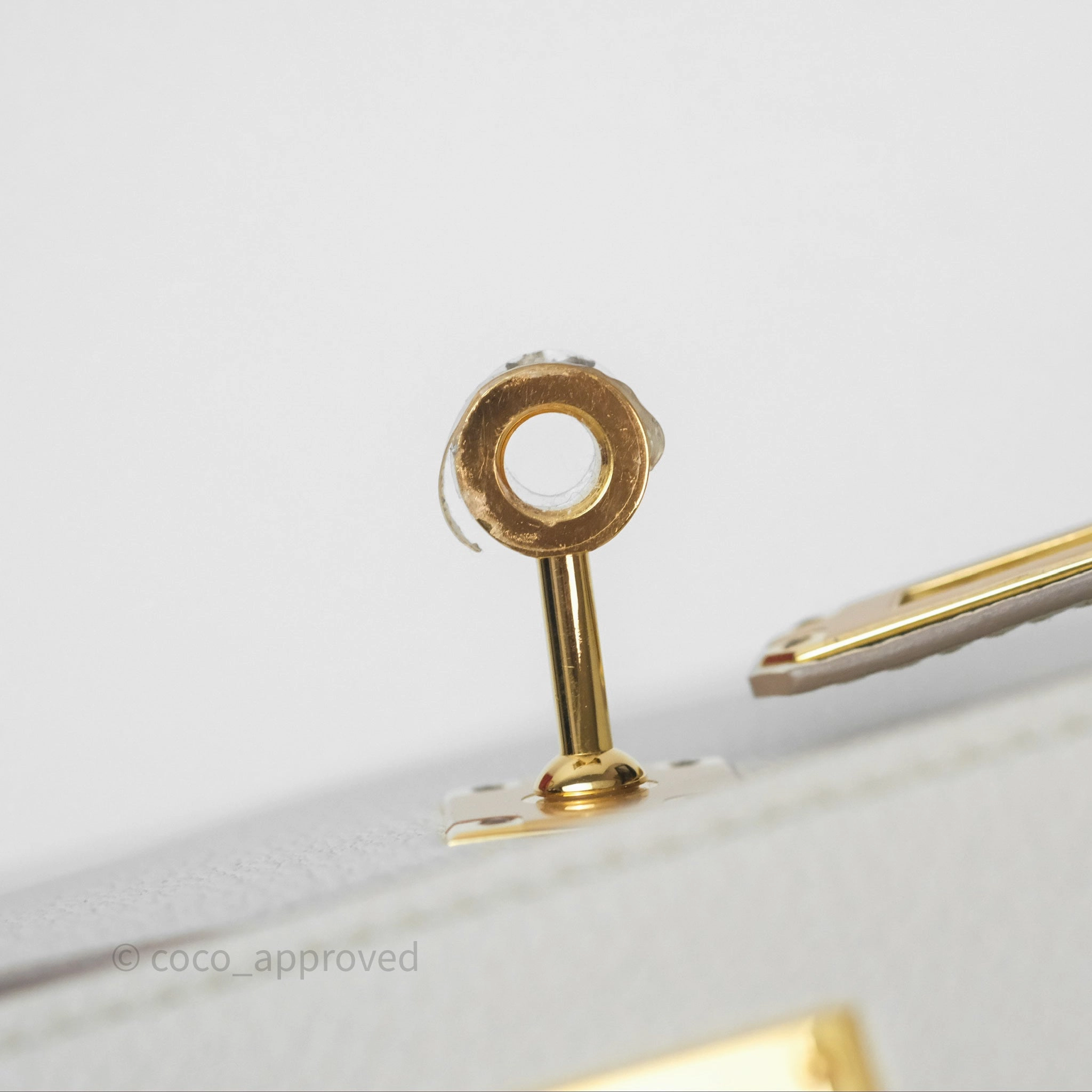 Herms Retourne Kelly 25 Beton 8L Togo Gold Hardware