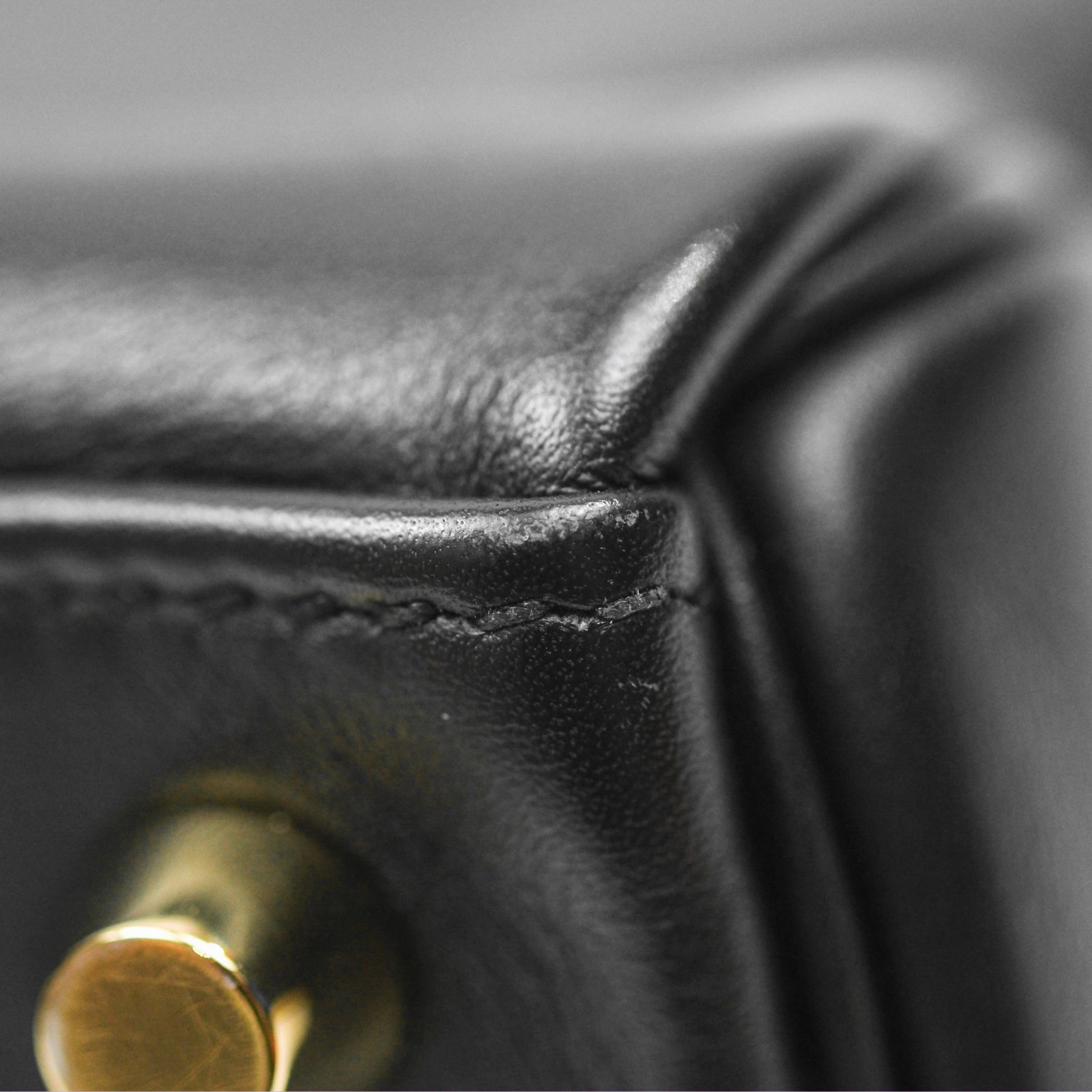Herms Retourne Kelly 25 Black Noir 89 Swift Gold Hardware