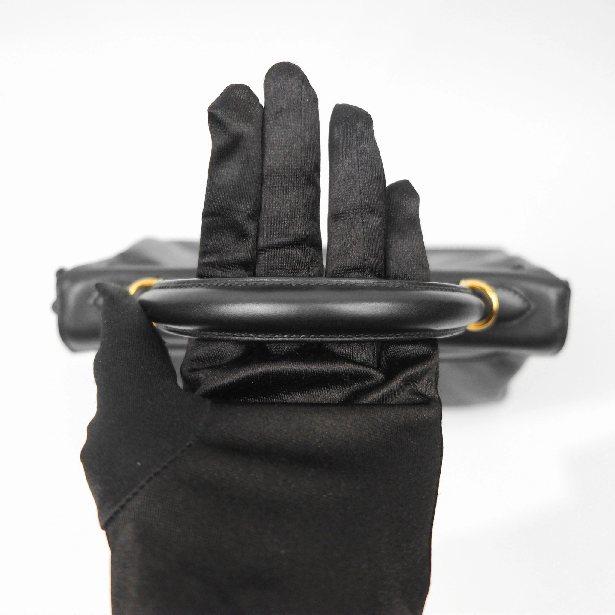 Herms Retourne Kelly 25 Black Noir 89 Swift Gold Hardware