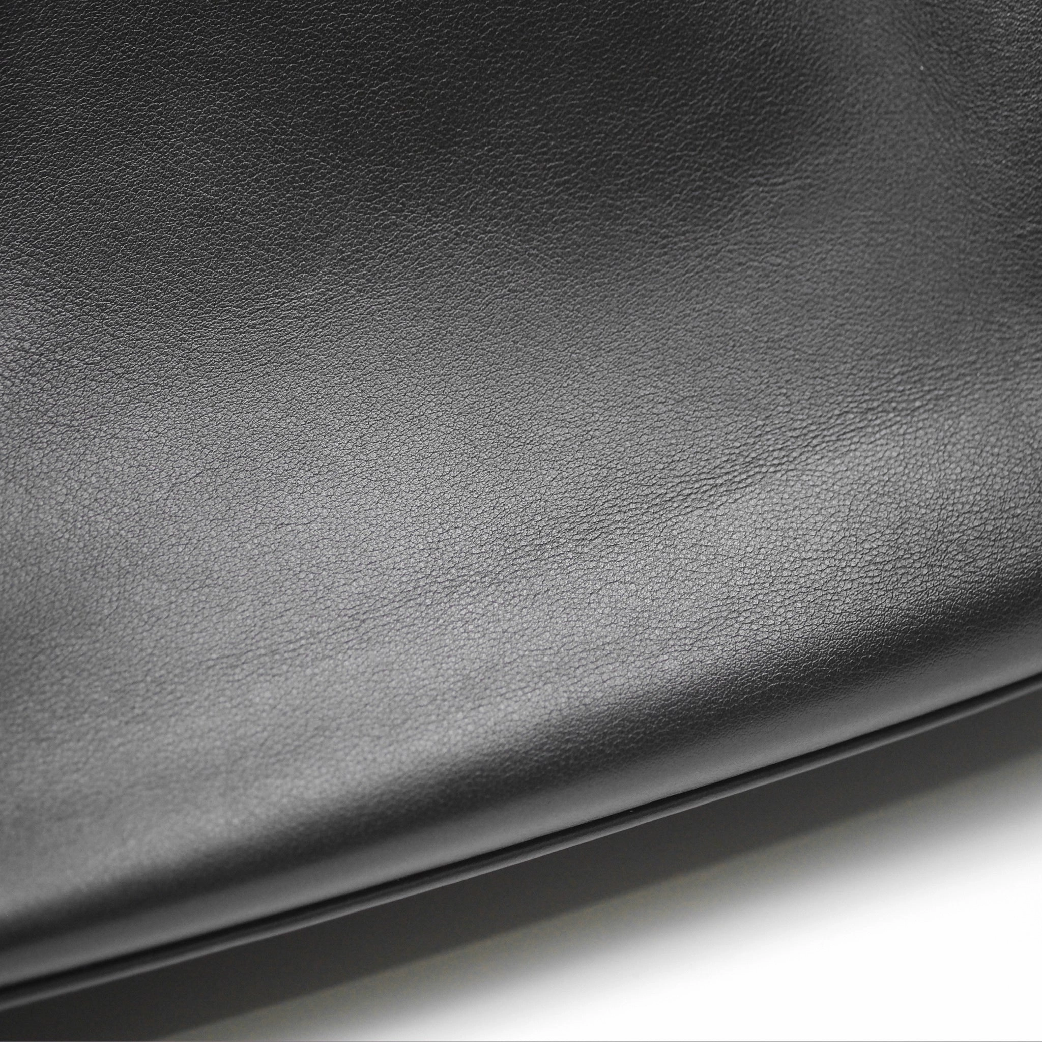 Herms Retourne Kelly 25 Black Noir 89 Swift Gold Hardware