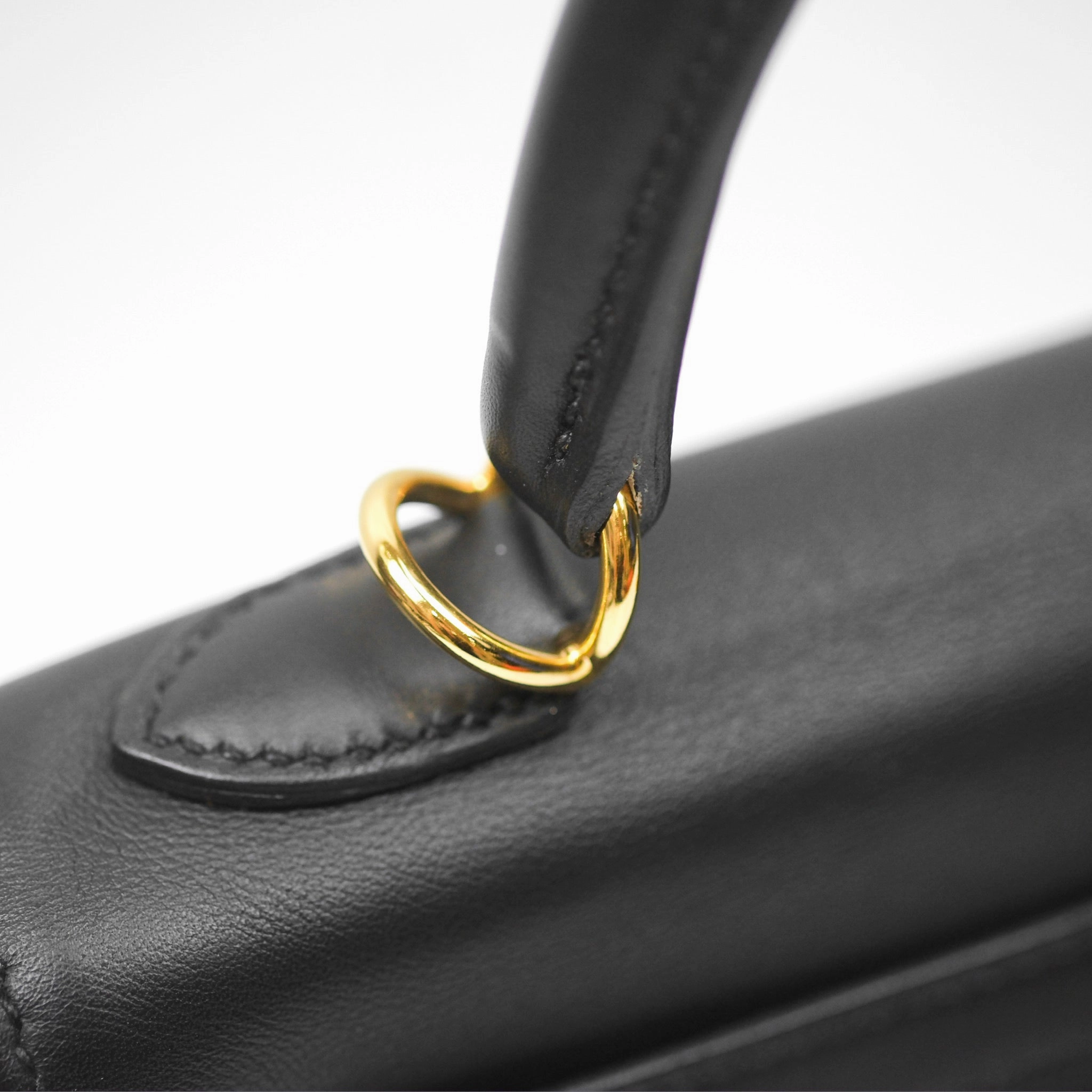 Herms Retourne Kelly 25 Black Noir 89 Swift Gold Hardware