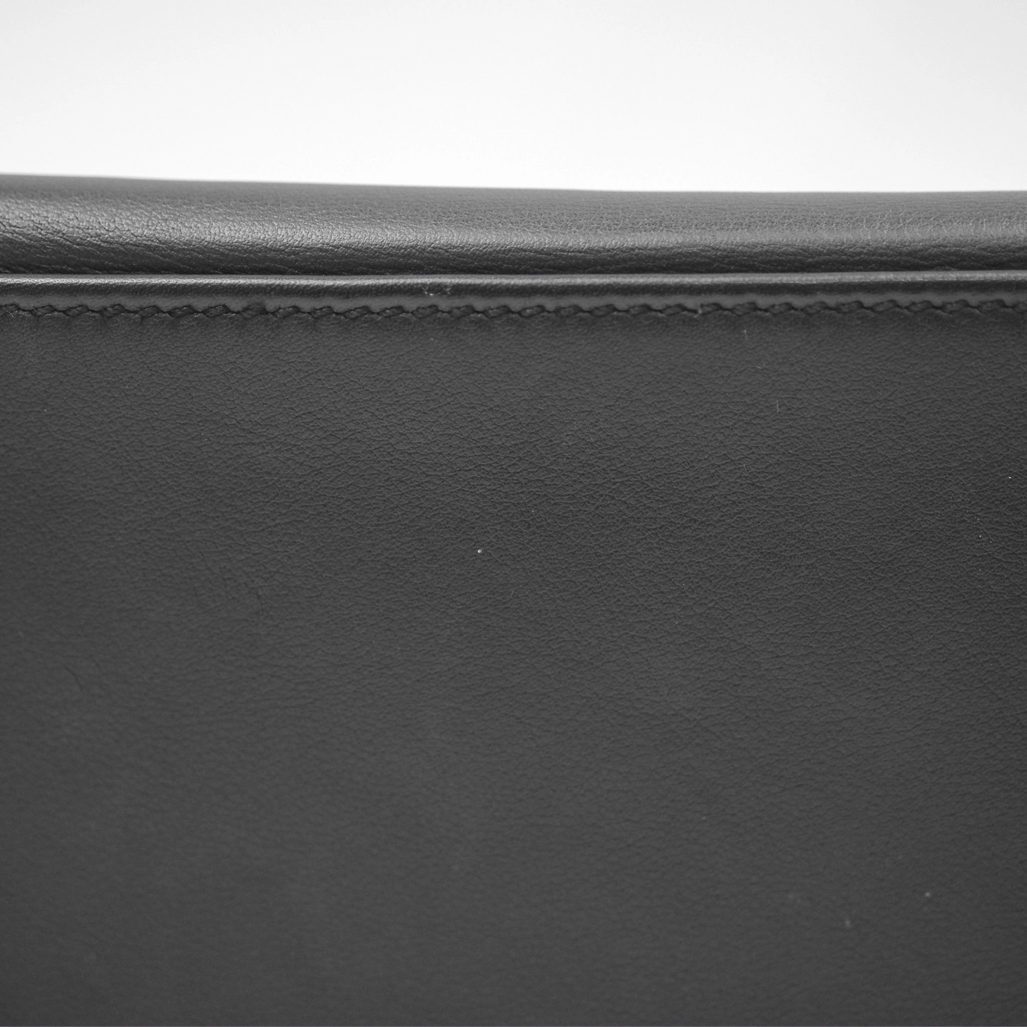 Herms Retourne Kelly 25 Black Noir 89 Swift Gold Hardware