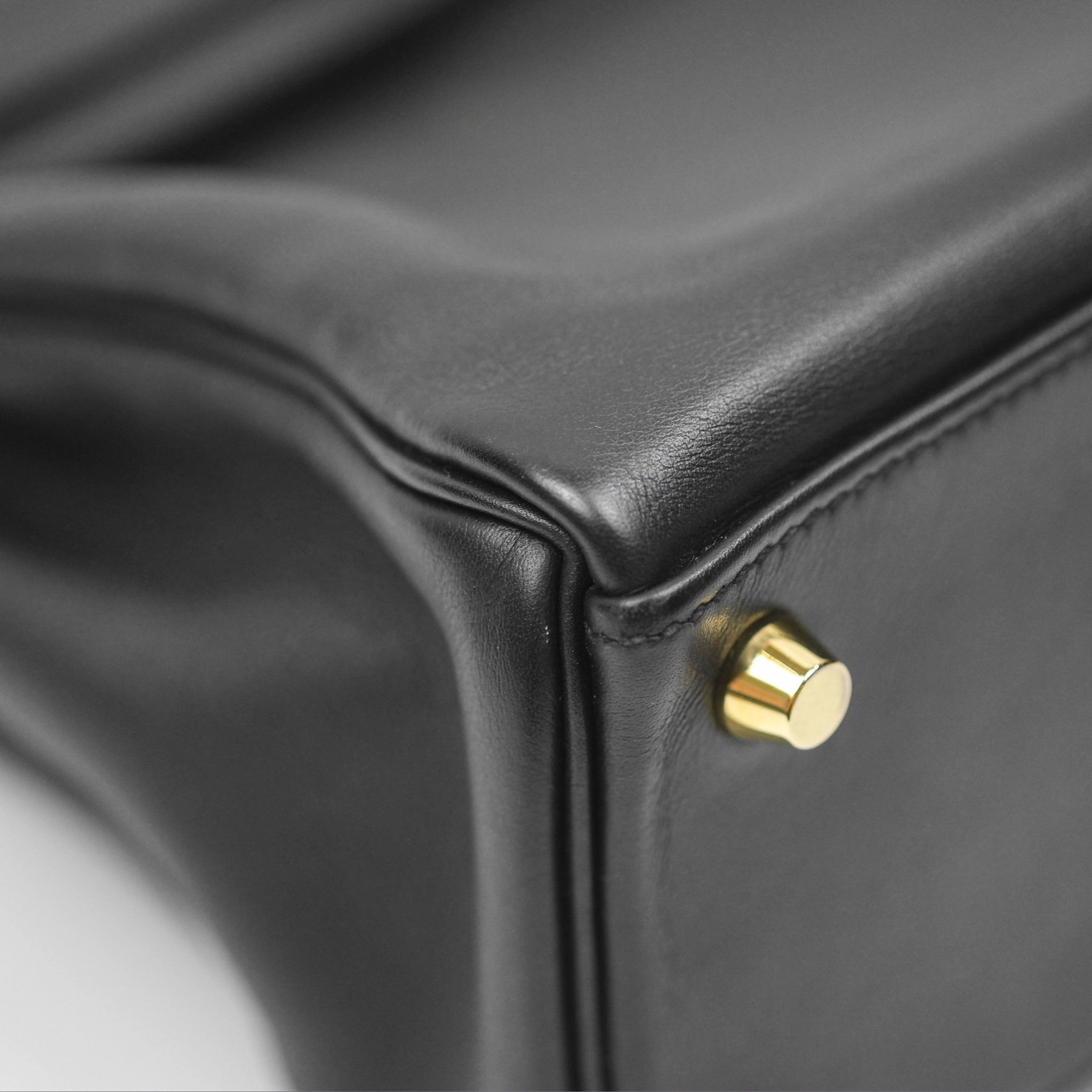Herms Retourne Kelly 25 Black Noir 89 Swift Gold Hardware
