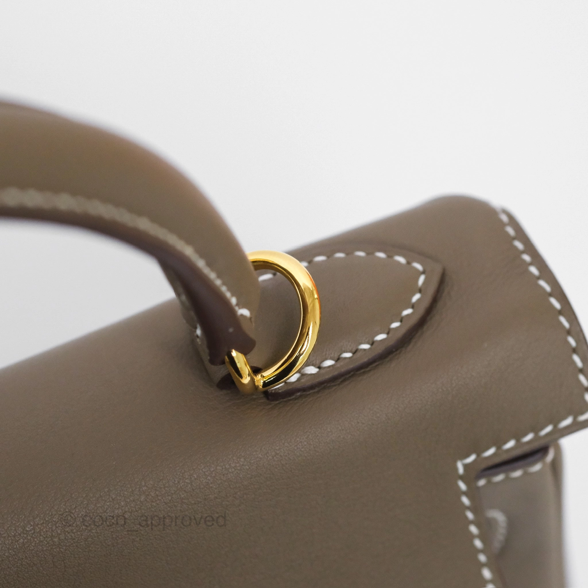 Herms Retourne Kelly 25 Etoupe 18 Swift Gold Hardware