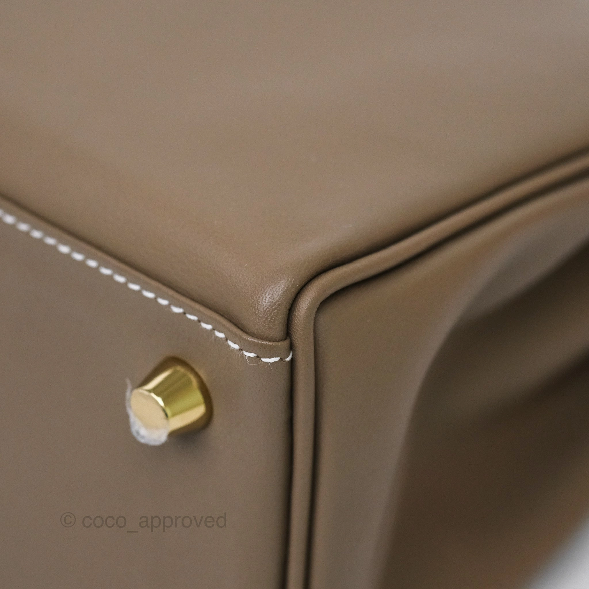 Herms Retourne Kelly 25 Etoupe 18 Swift Gold Hardware
