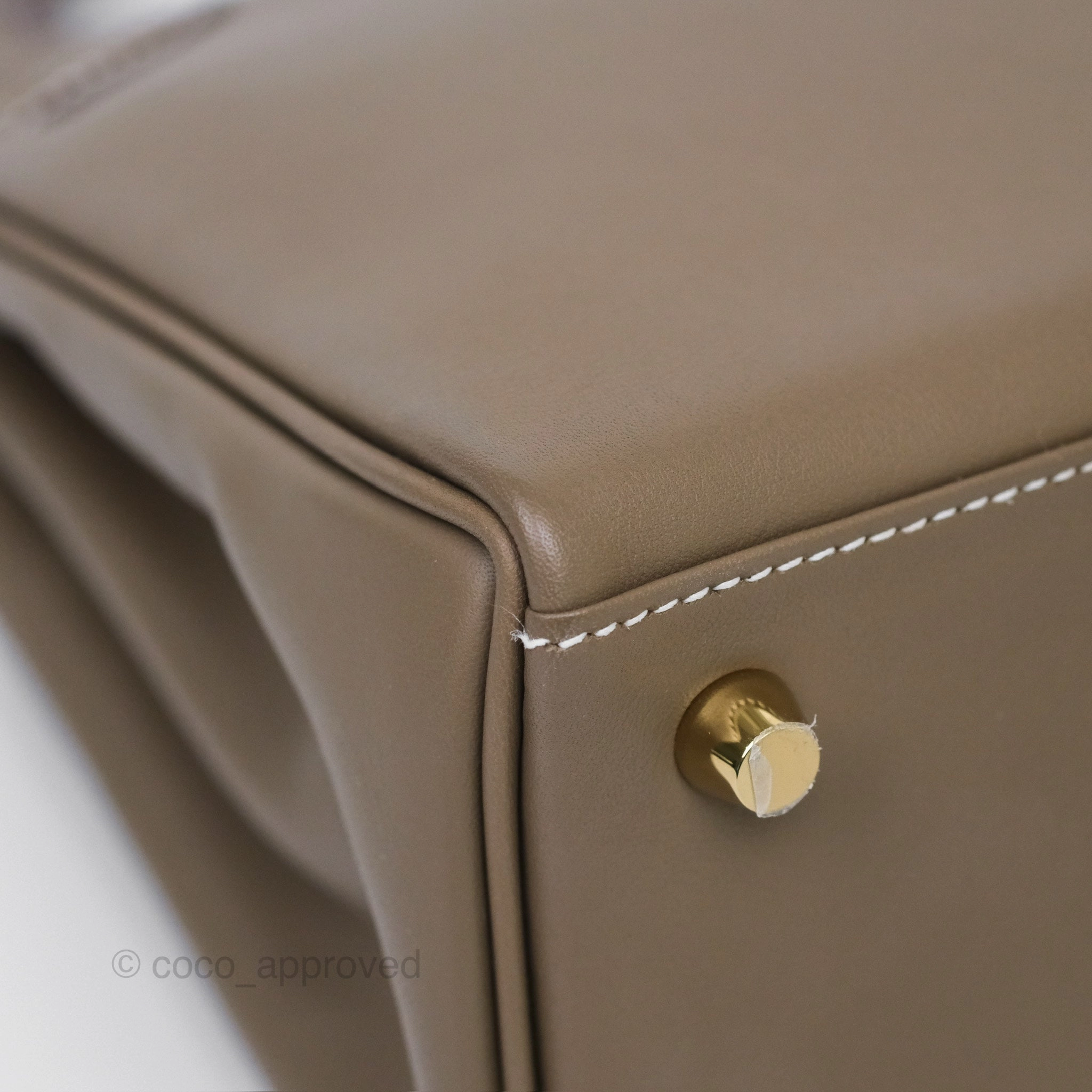 Herms Retourne Kelly 25 Etoupe 18 Swift Gold Hardware