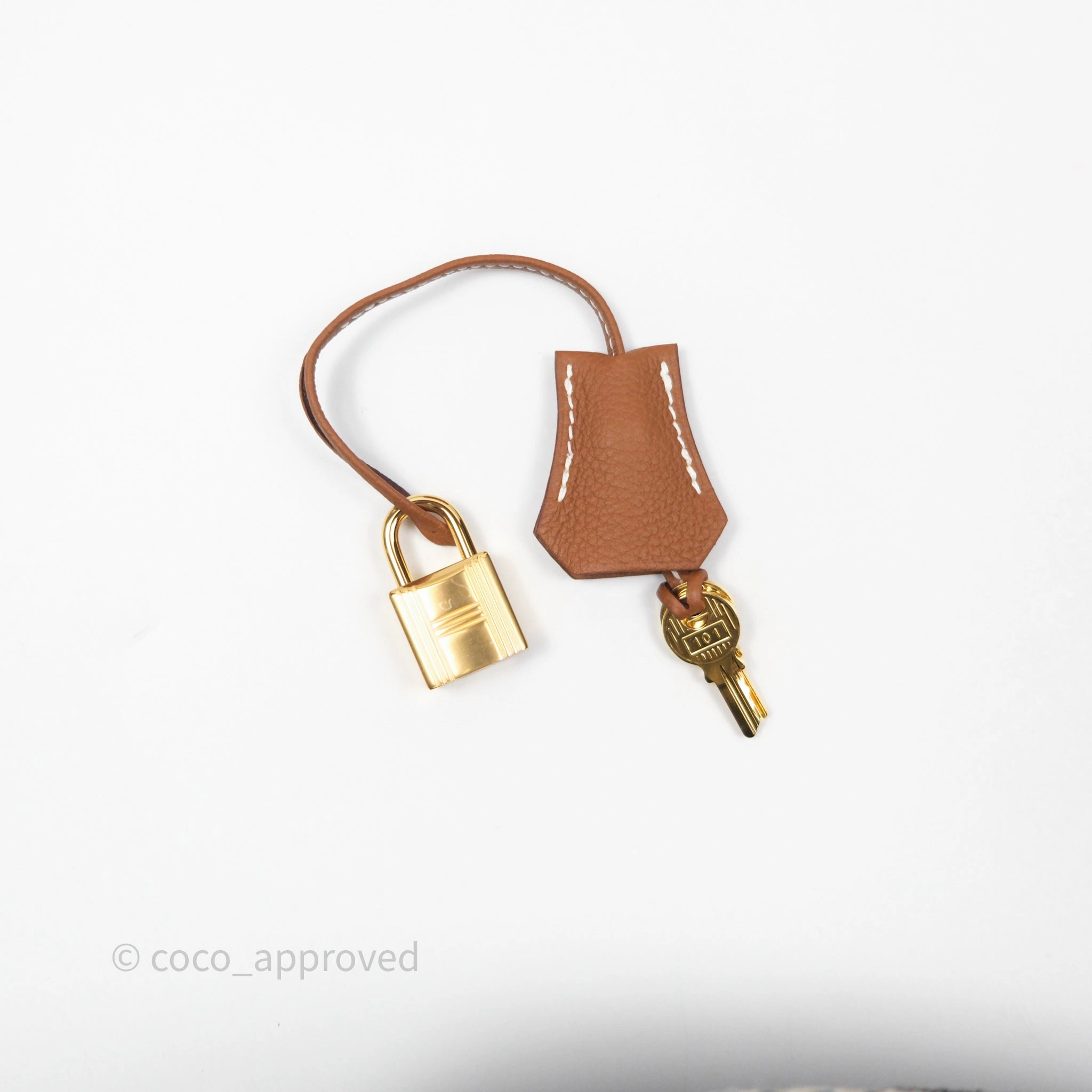 Herms Retourne Kelly 25 Gold 37 Togo Gold Hardware