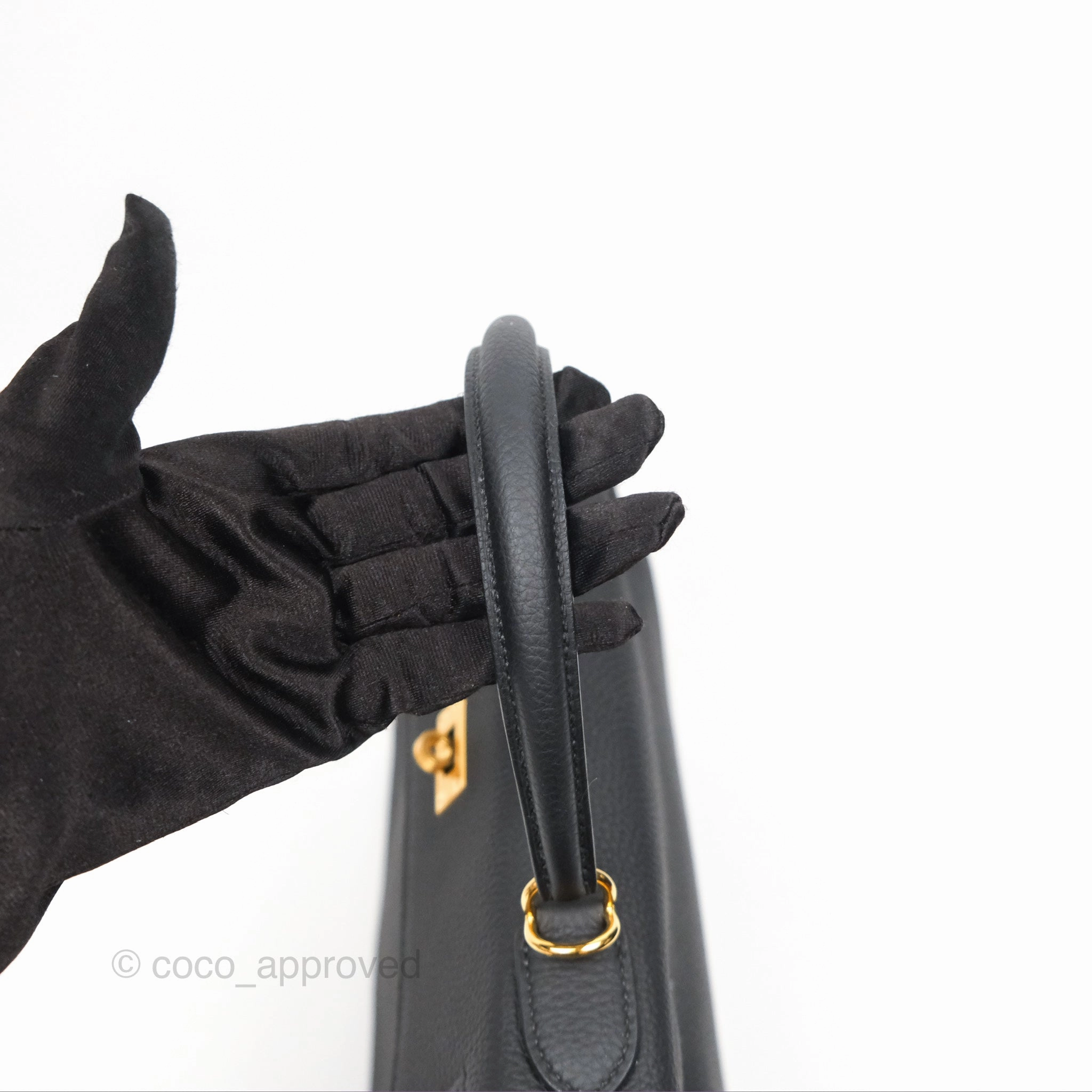 Herms Retourne Kelly 28 Black Noir 89 Togo Gold Hardware