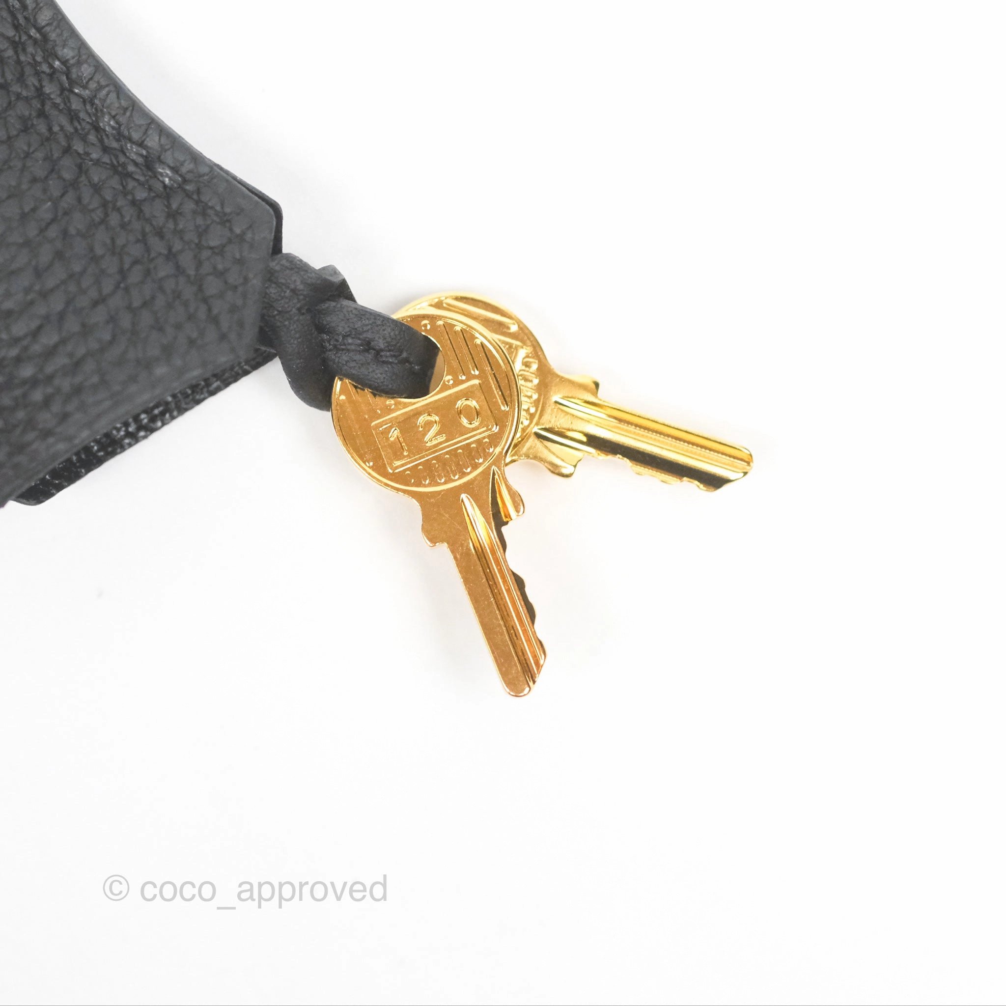 Herms Retourne Kelly 28 Black Noir 89 Togo Gold Hardware