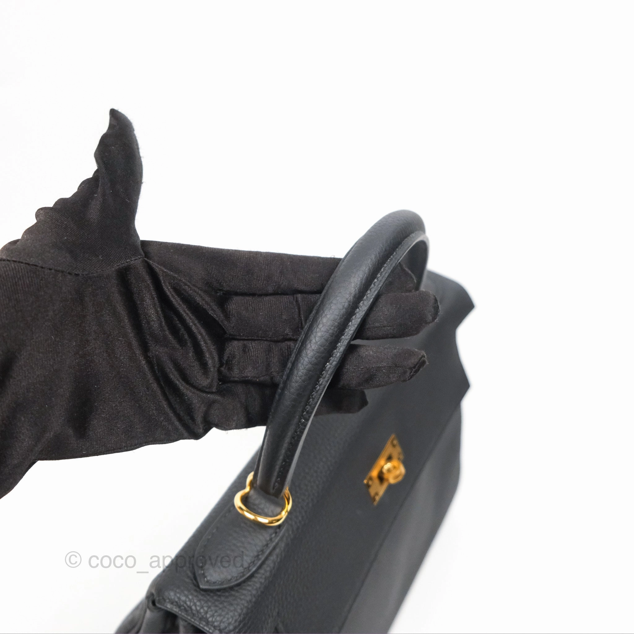 Herms Retourne Kelly 28 Black Noir 89 Togo Gold Hardware