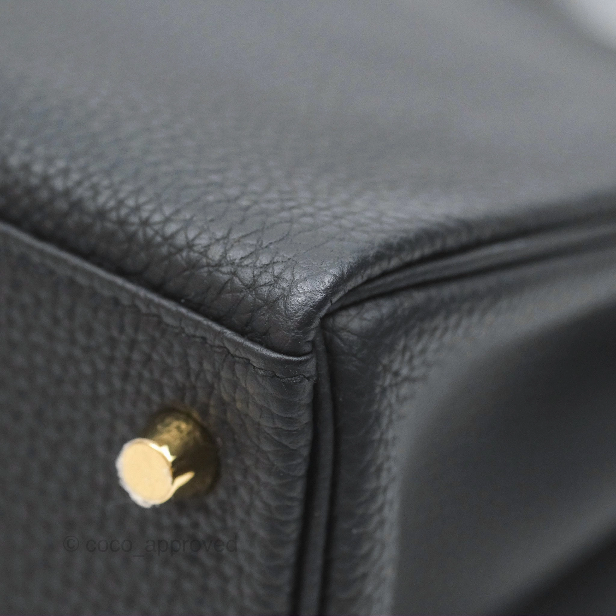 Herms Retourne Kelly 28 Black Noir 89 Togo Gold Hardware