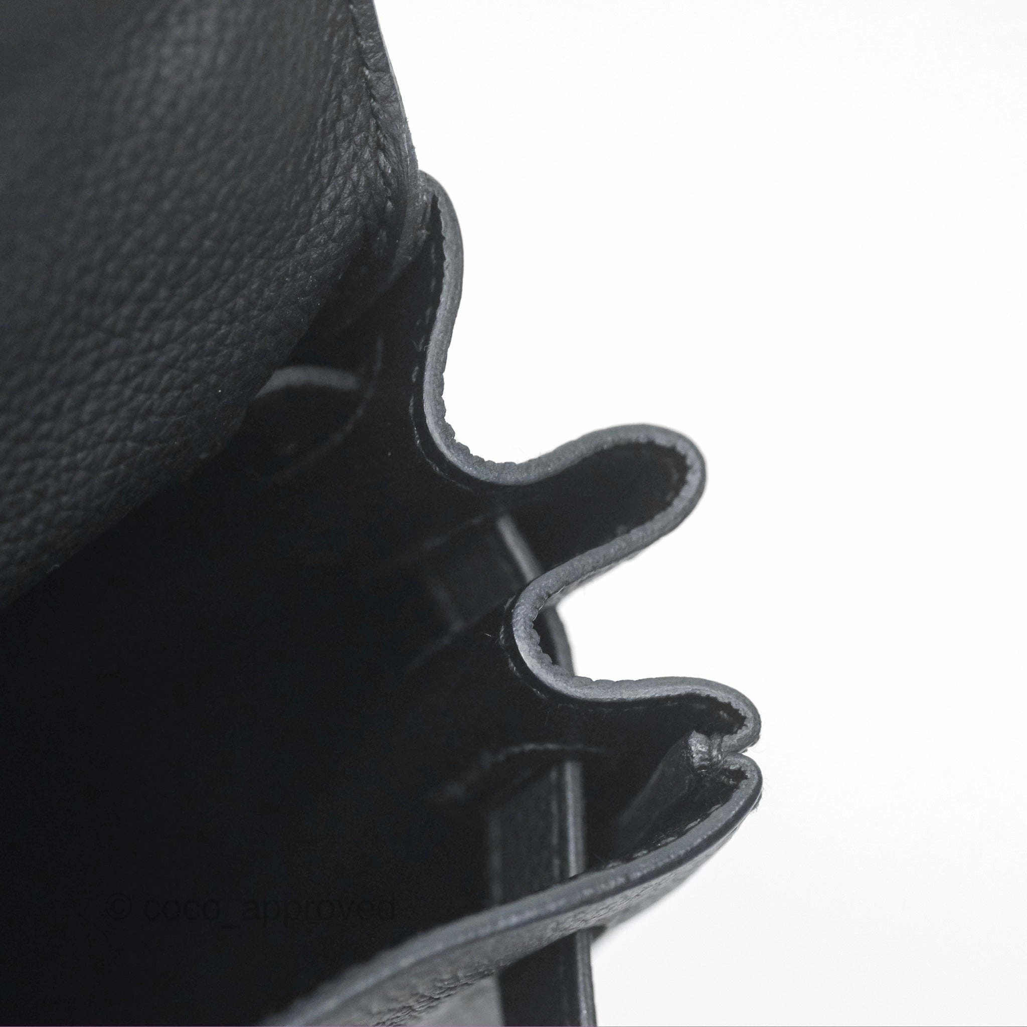 Herms Retourne Kelly 28 Black Noir 89 Togo Gold Hardware