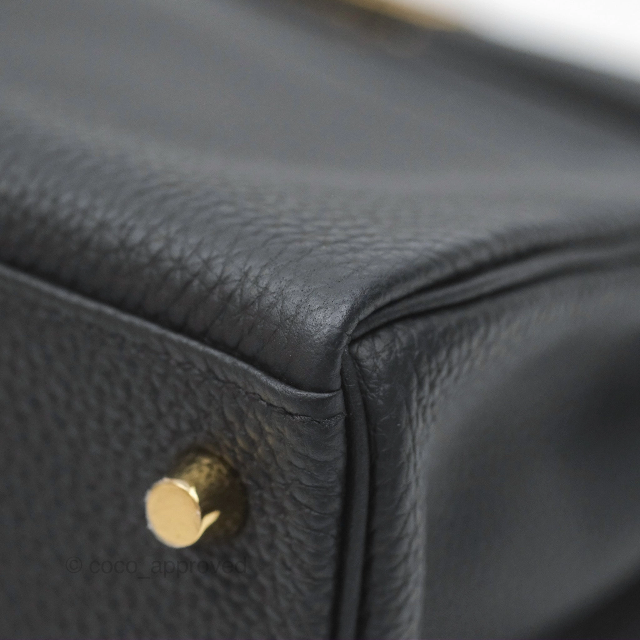 Herms Retourne Kelly 28 Black Noir 89 Togo Gold Hardware