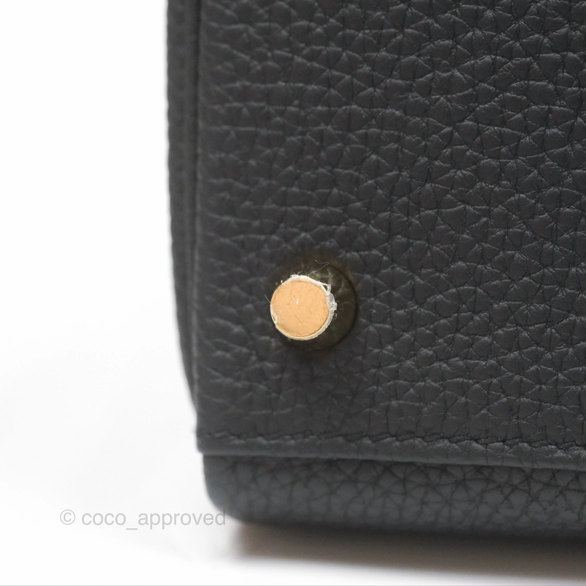 Herms Retourne Kelly 28 Black Noir 89 Togo Gold Hardware