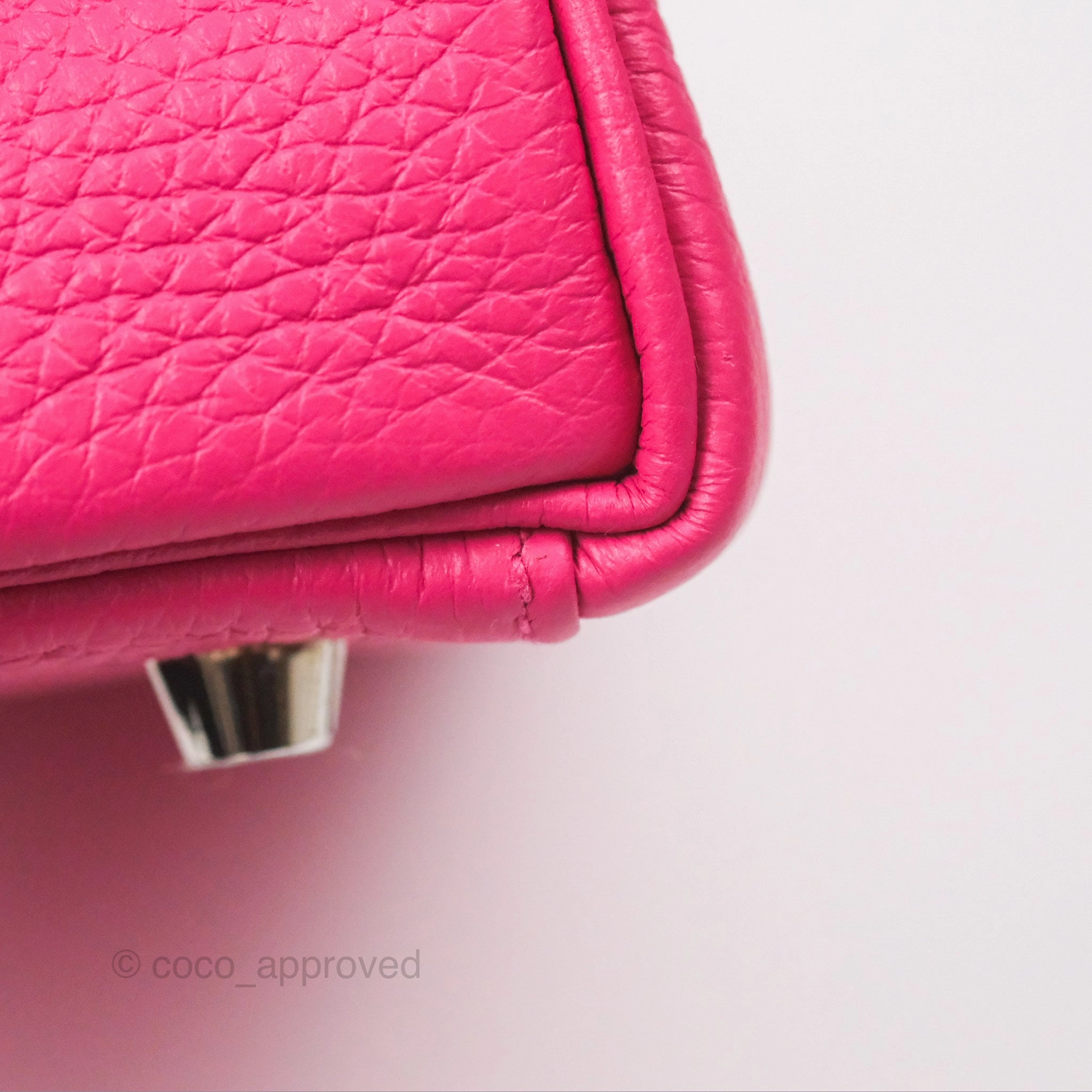 Herms Retourne Kelly 28 Rose Shocking Clemence Palladium Hardware