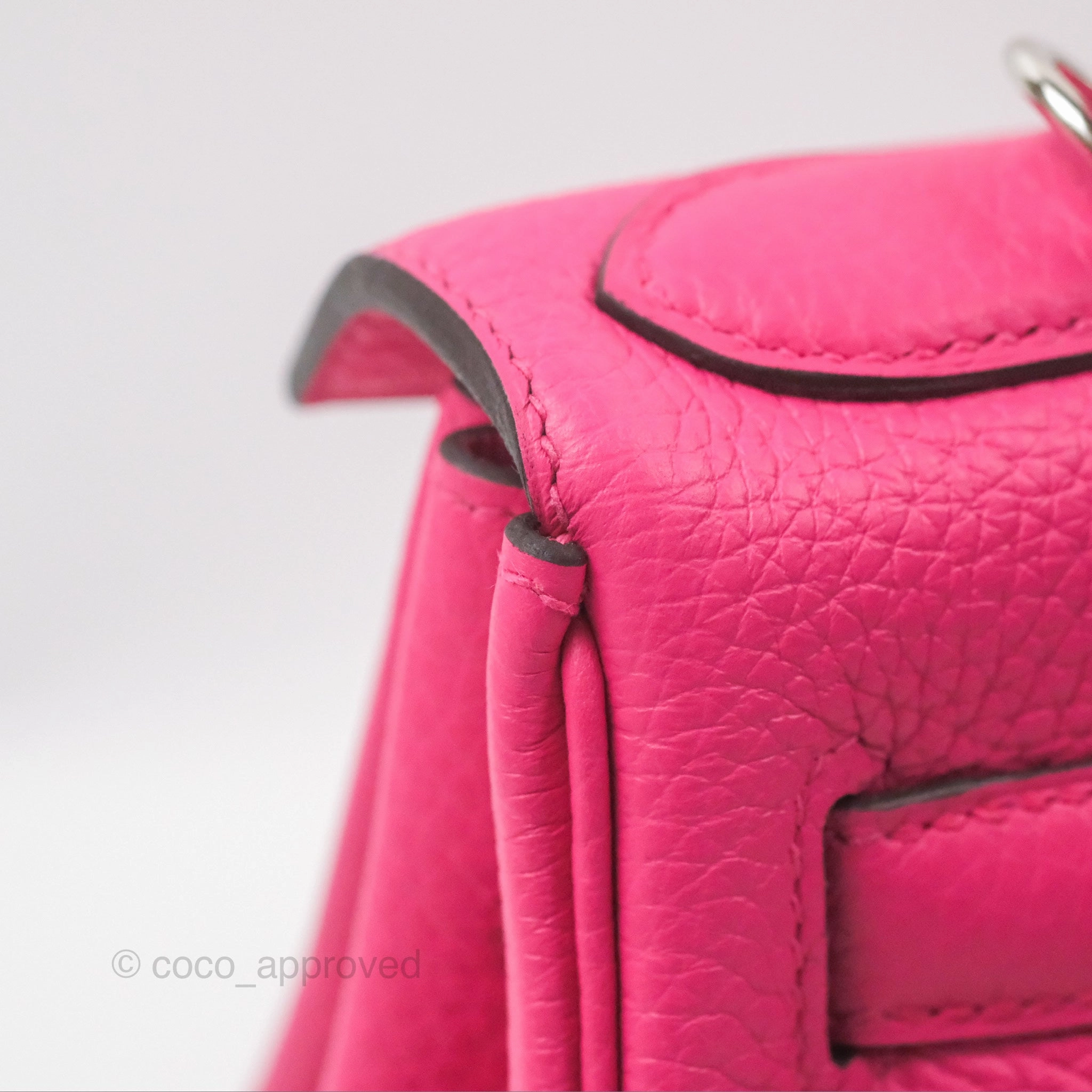 Herms Retourne Kelly 28 Rose Shocking Clemence Palladium Hardware