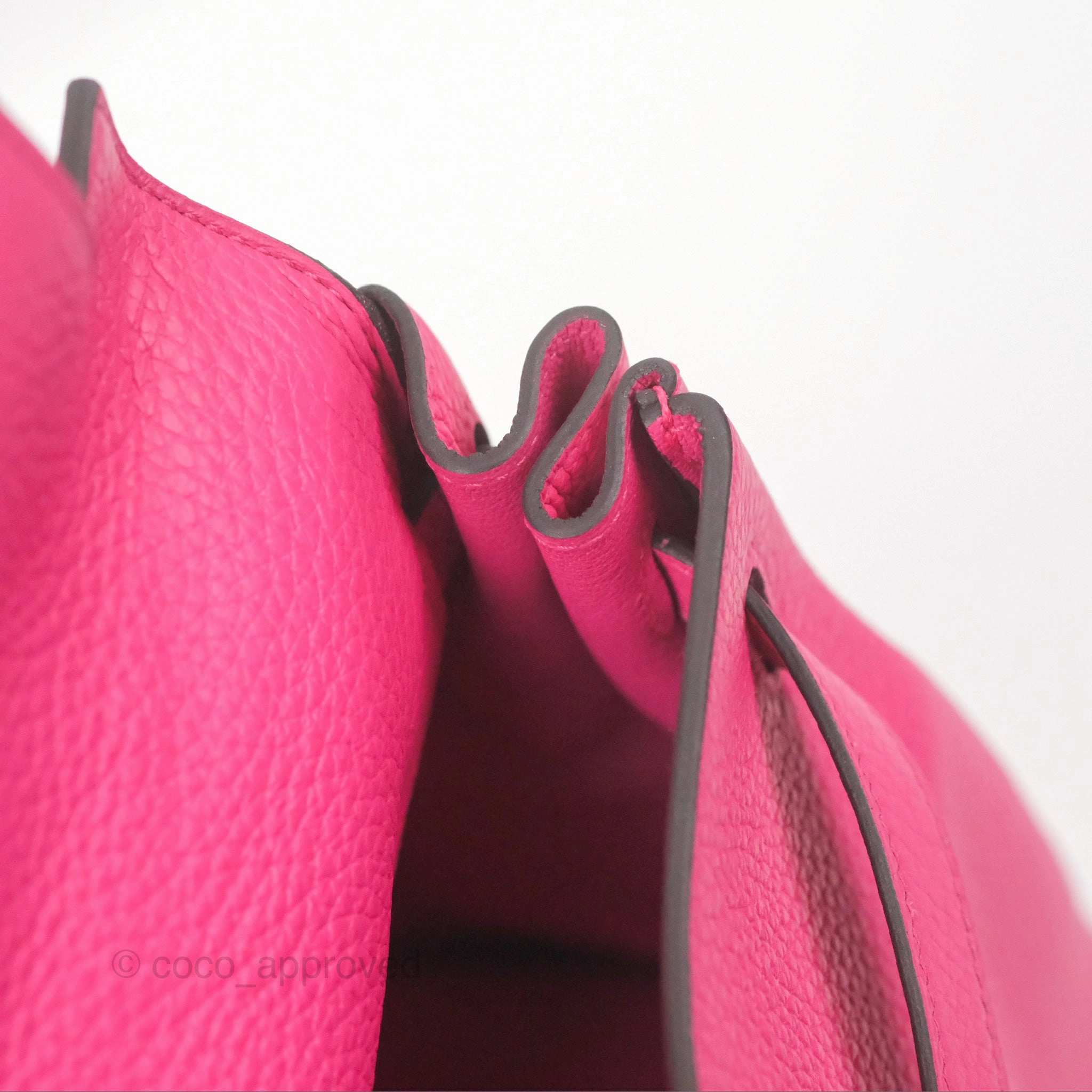 Herms Retourne Kelly 28 Rose Shocking Clemence Palladium Hardware