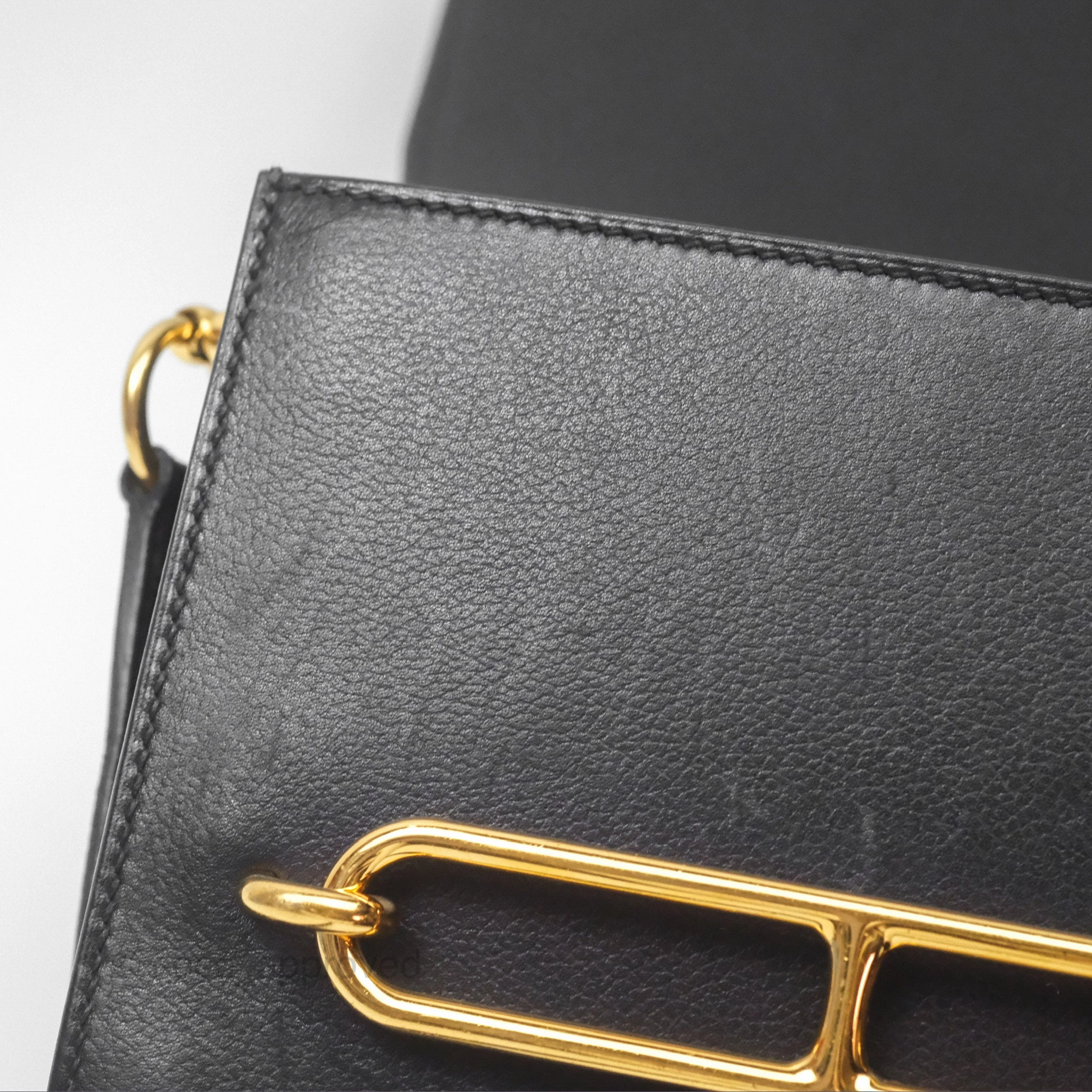 Herms Roulis Mini 18 Noir 89 Veau Evergrain Gold Hardware