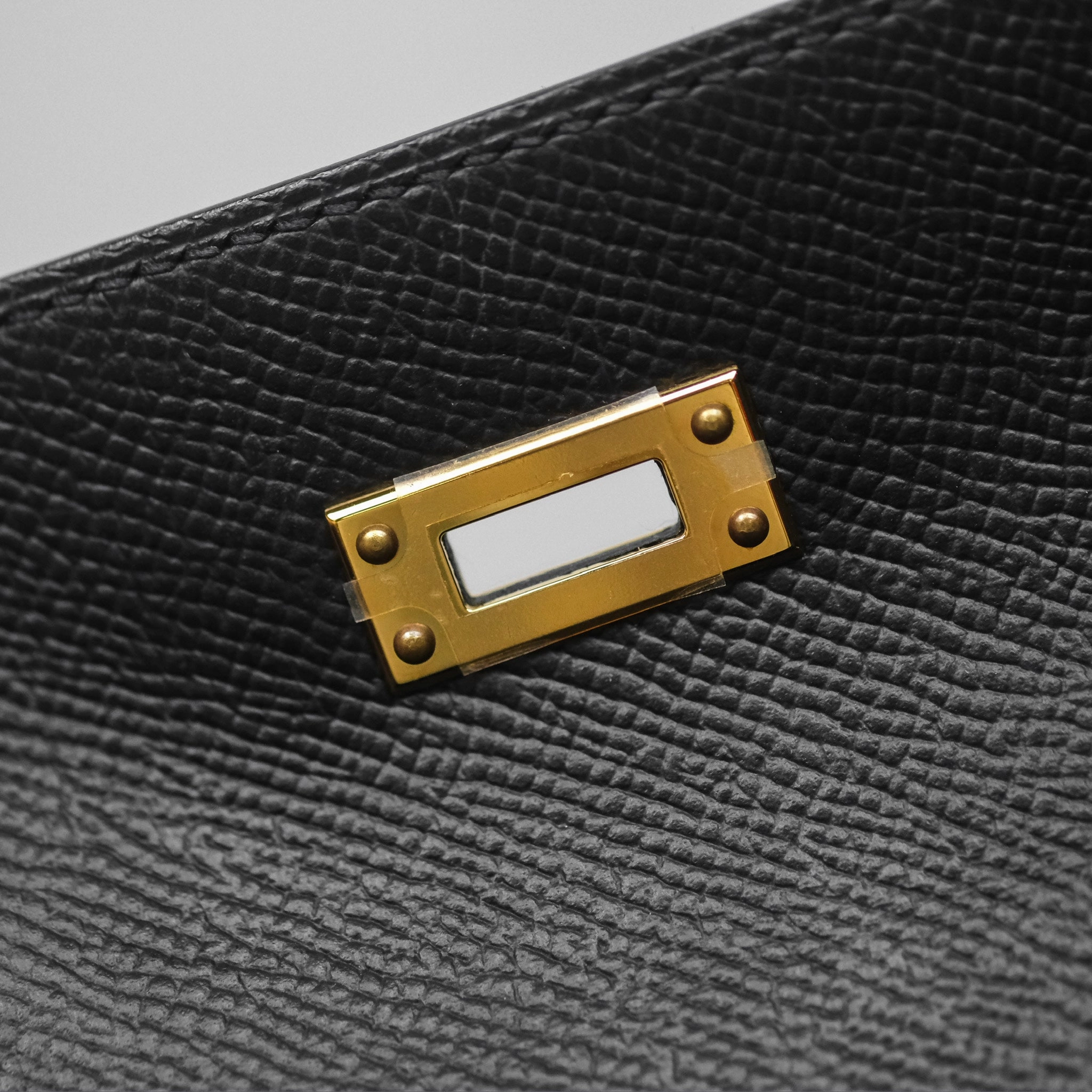 Herms Sellier Kelly 25 Black Noir 89 Epsom Gold Hardware