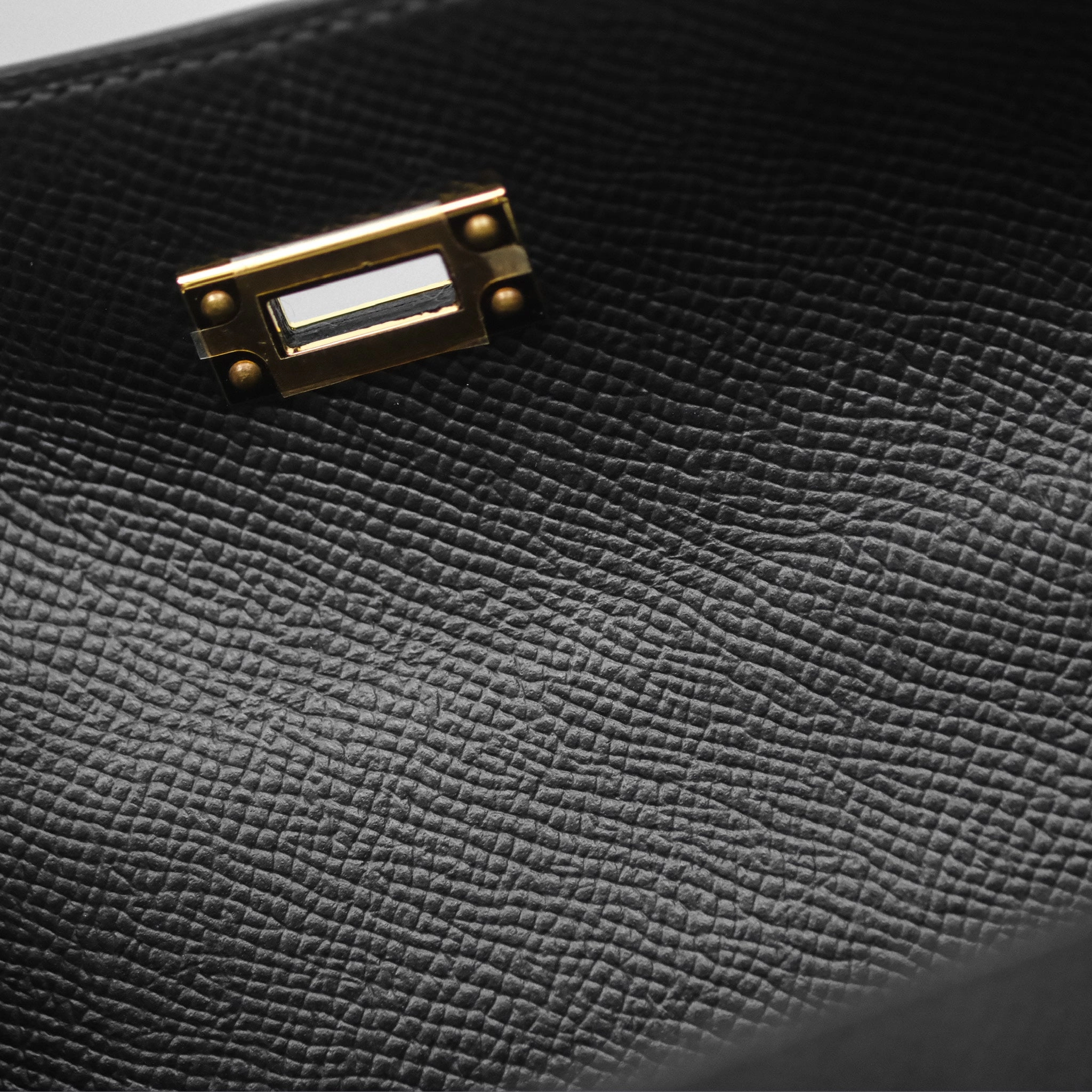 Herms Sellier Kelly 25 Black Noir 89 Epsom Gold Hardware