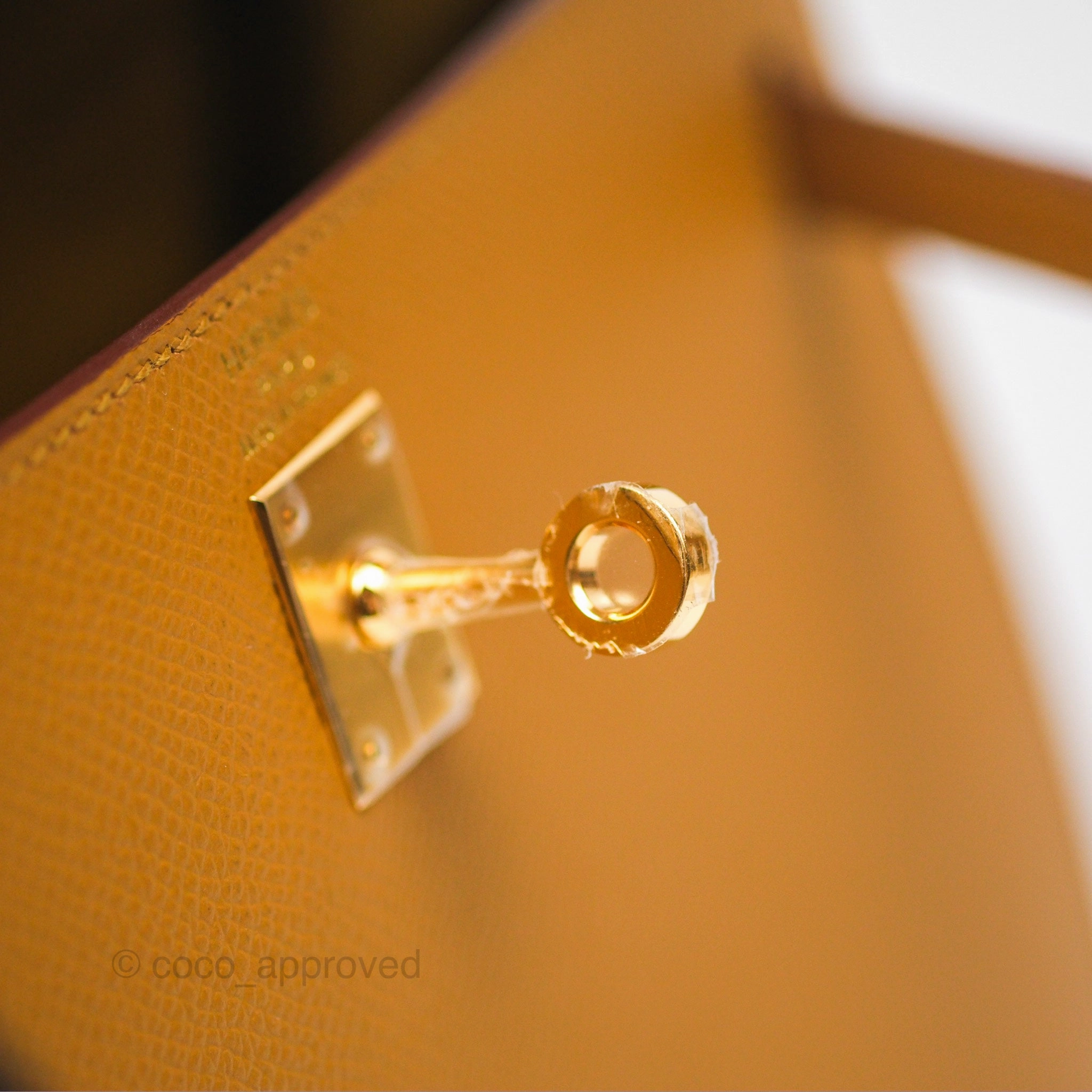 Herms Sellier Kelly 25 Sesame 2S Epsom Gold Hardware