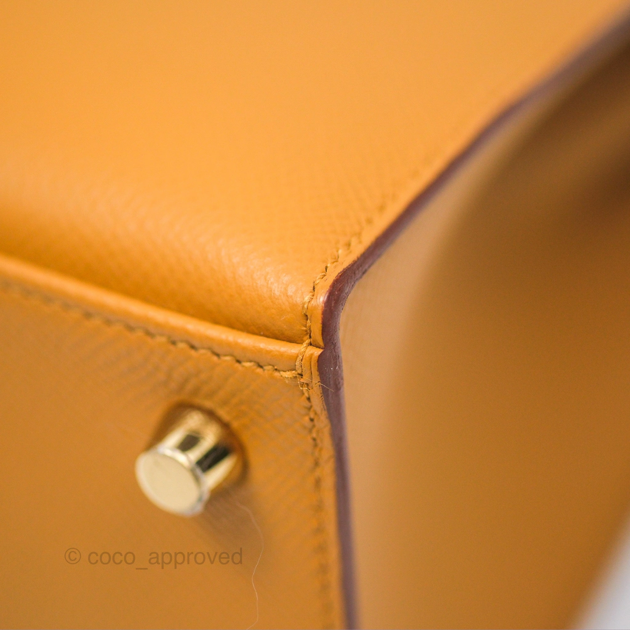 Herms Sellier Kelly 25 Sesame 2S Epsom Gold Hardware