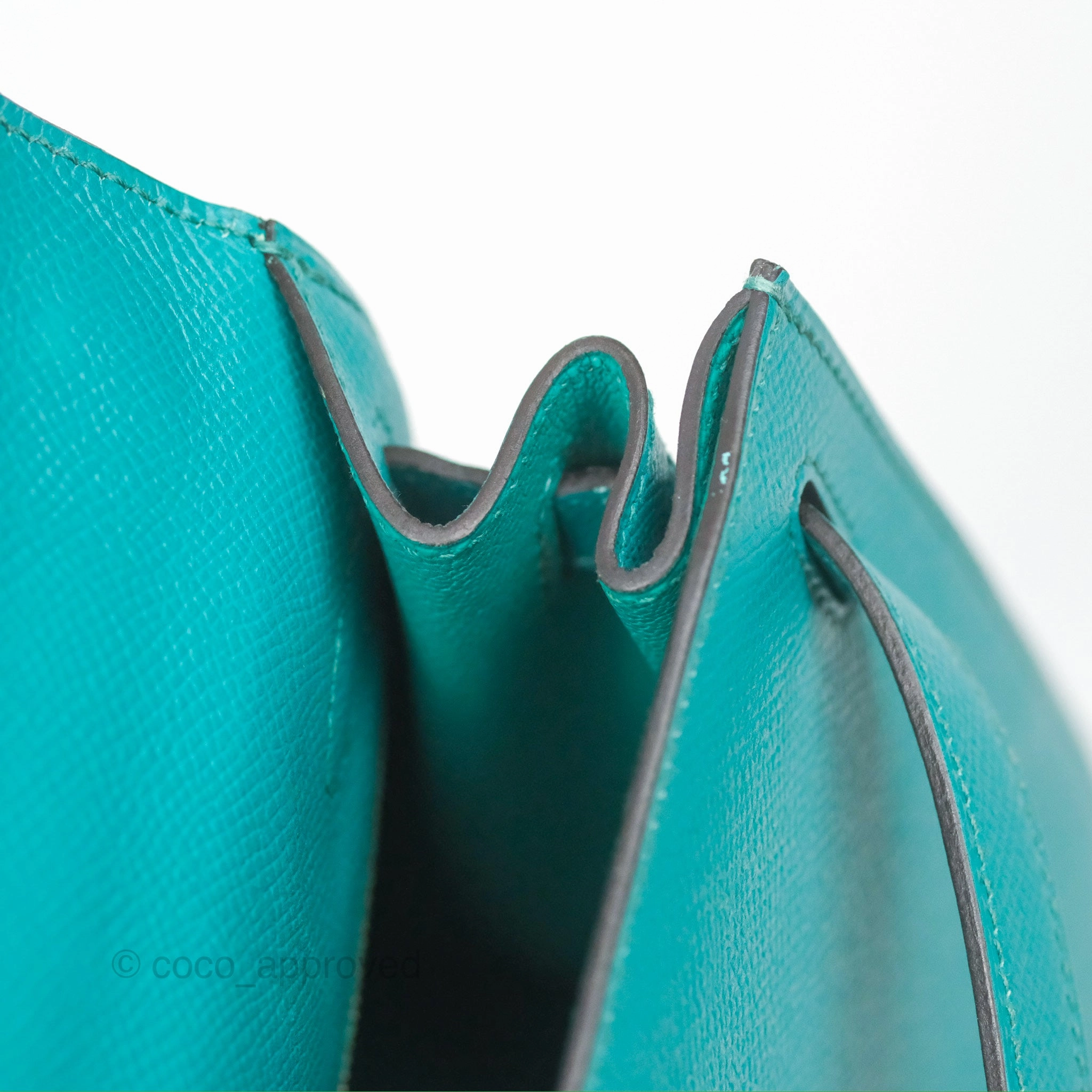 Herms Sellier Kelly 28 Bleu Paon Epsom Gold Hardware