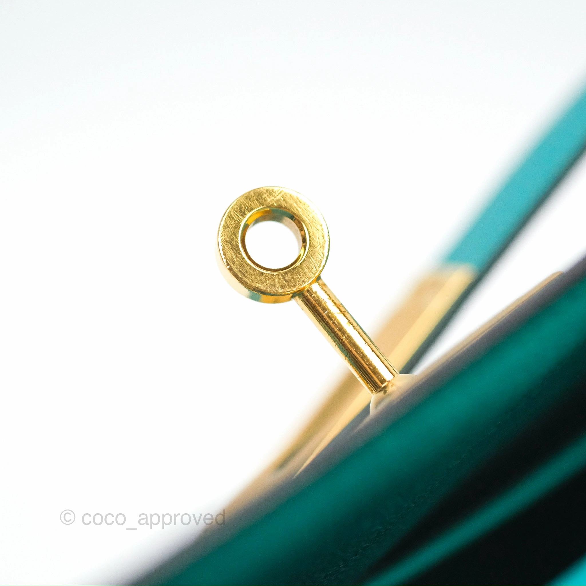 Herms Sellier Kelly 28 Bleu Paon Epsom Gold Hardware
