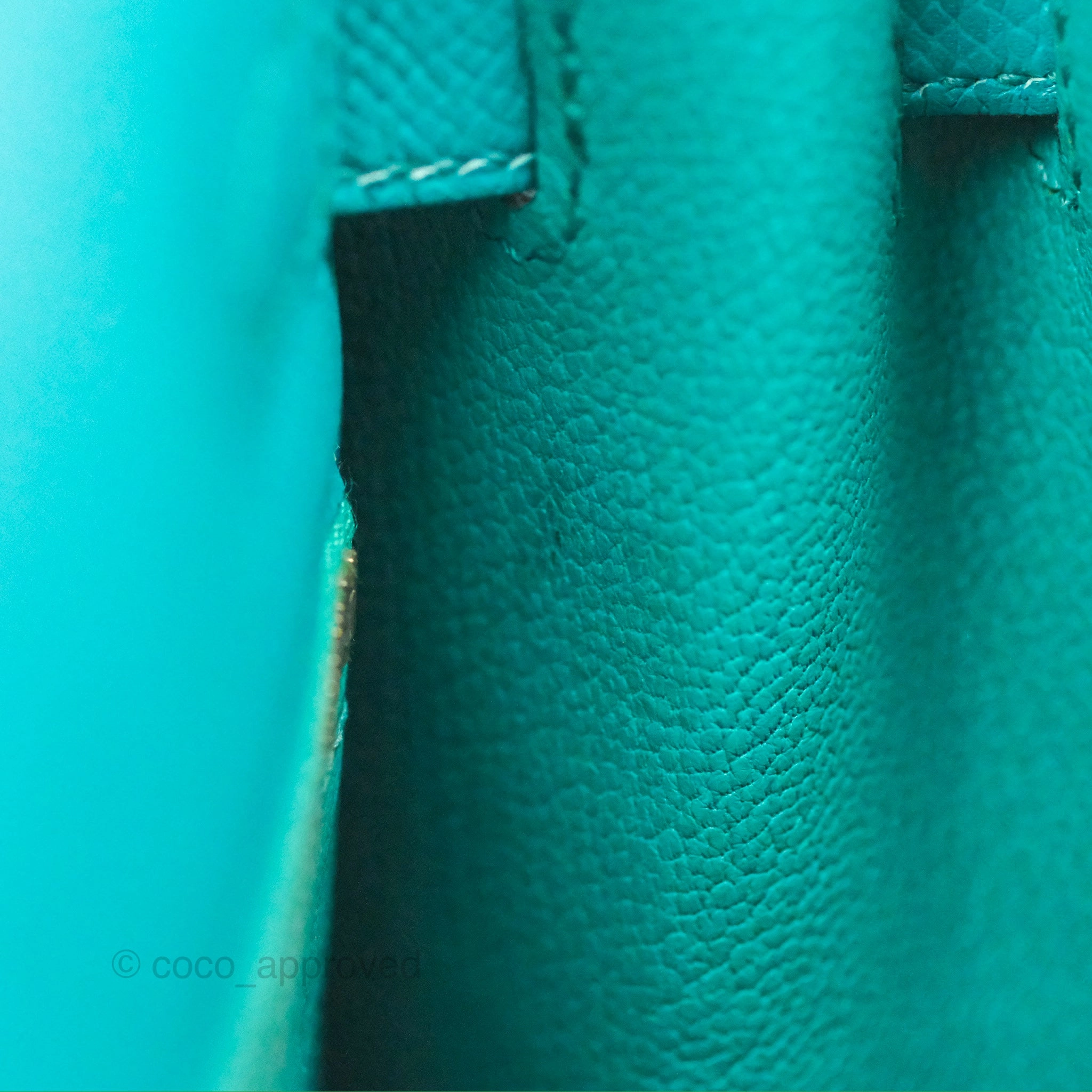 Herms Sellier Kelly 28 Bleu Paon Epsom Gold Hardware