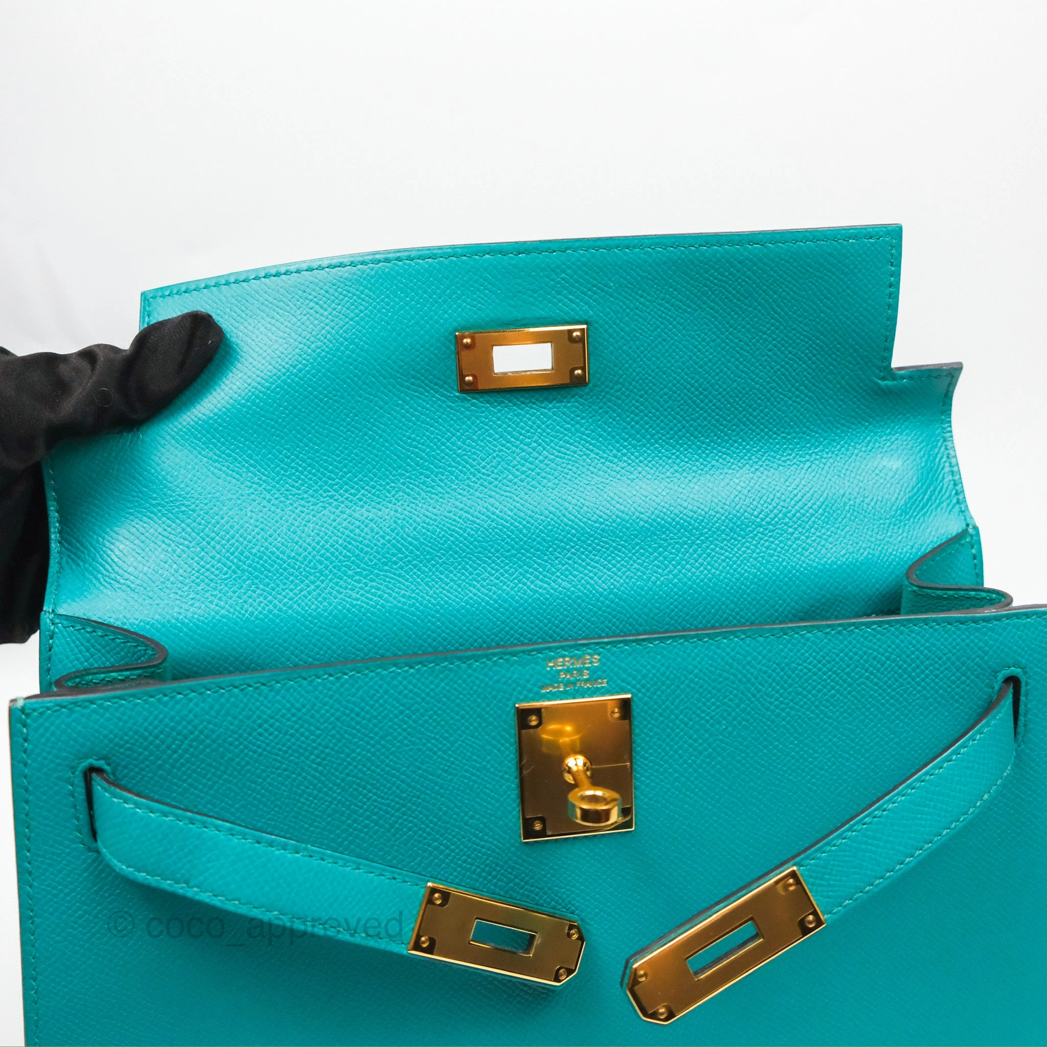 Herms Sellier Kelly 28 Bleu Paon Epsom Gold Hardware