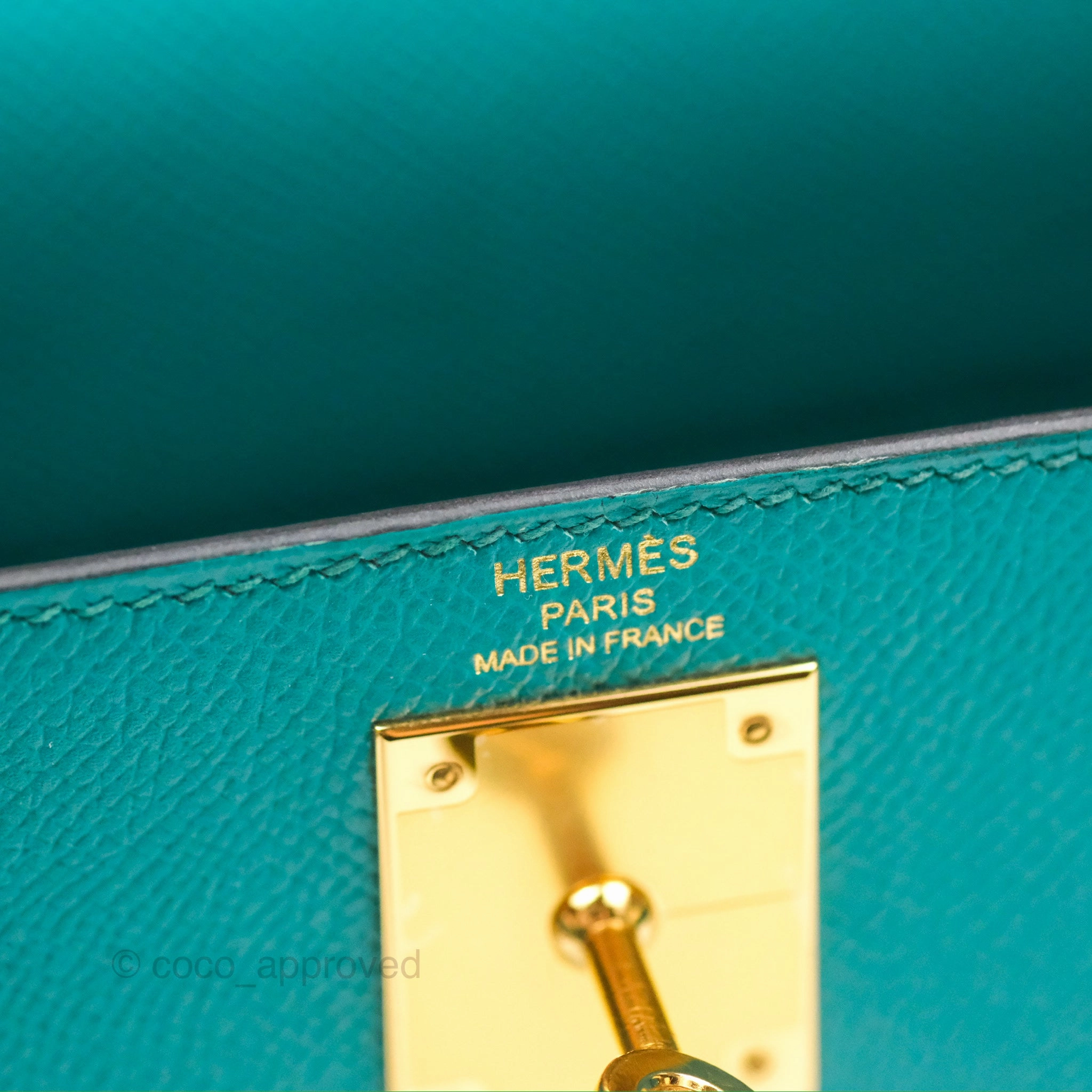 Herms Sellier Kelly 28 Bleu Paon Epsom Gold Hardware