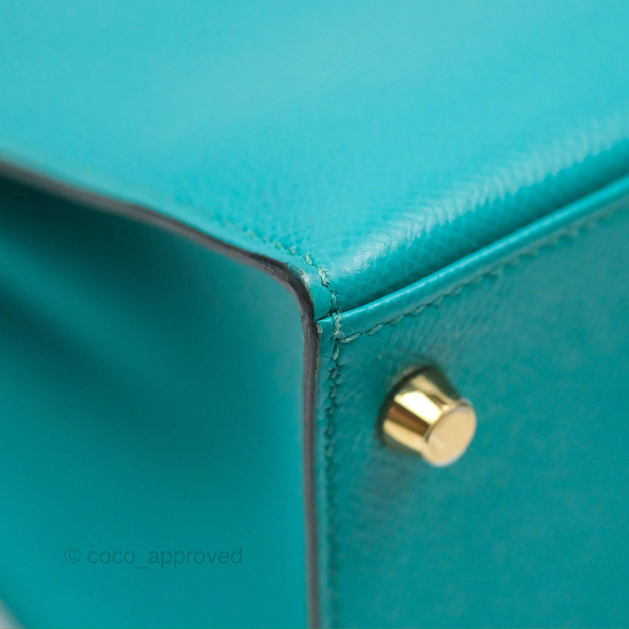 Herms Sellier Kelly 28 Bleu Paon Epsom Gold Hardware