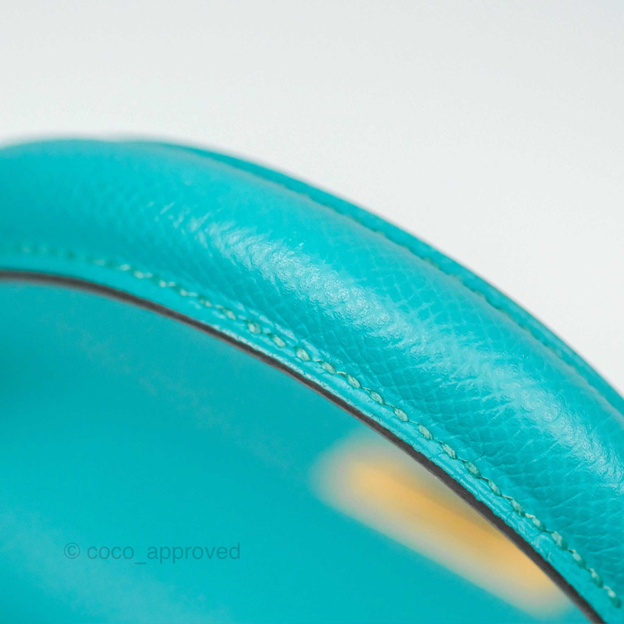 Herms Sellier Kelly 28 Bleu Paon Epsom Gold Hardware