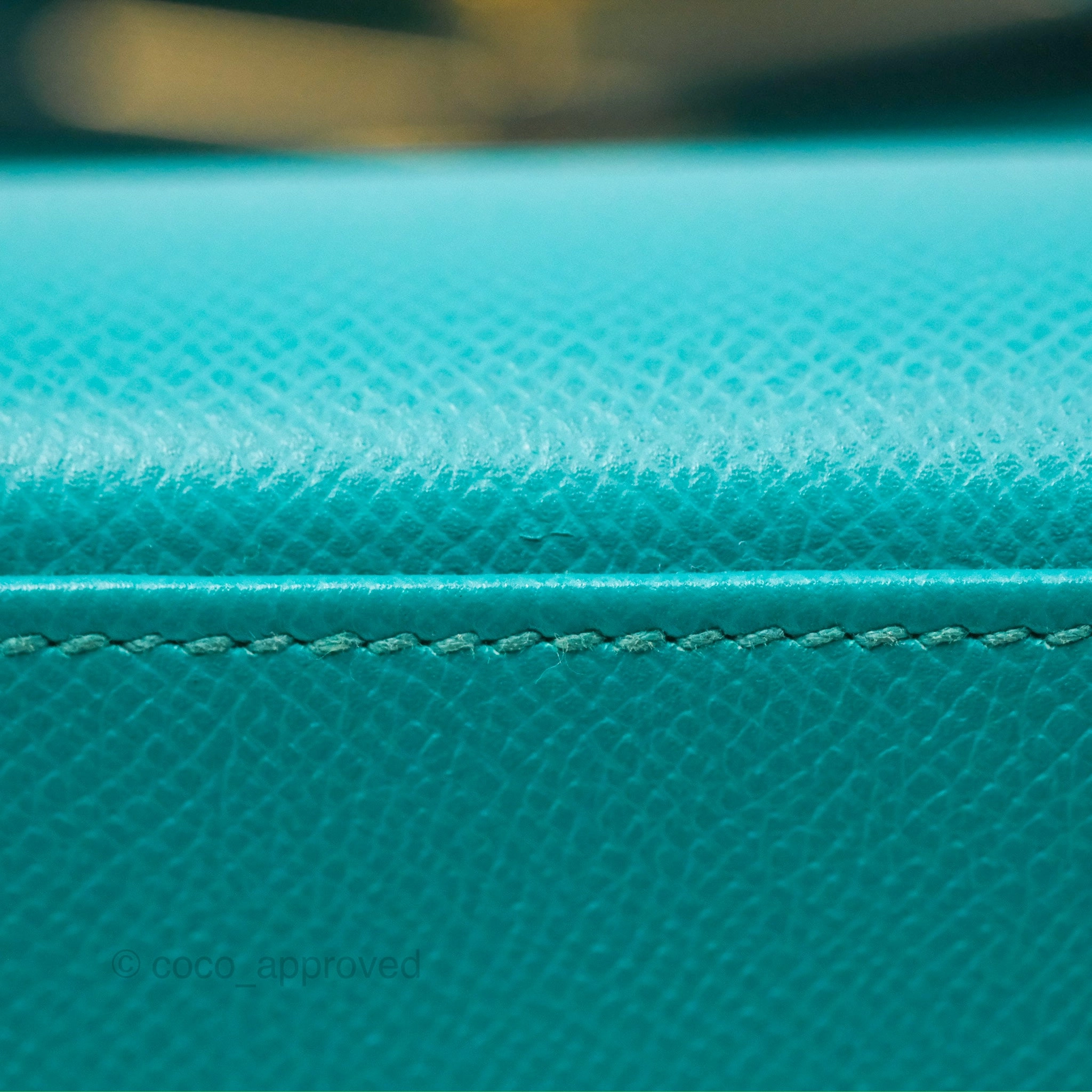 Herms Sellier Kelly 28 Bleu Paon Epsom Gold Hardware