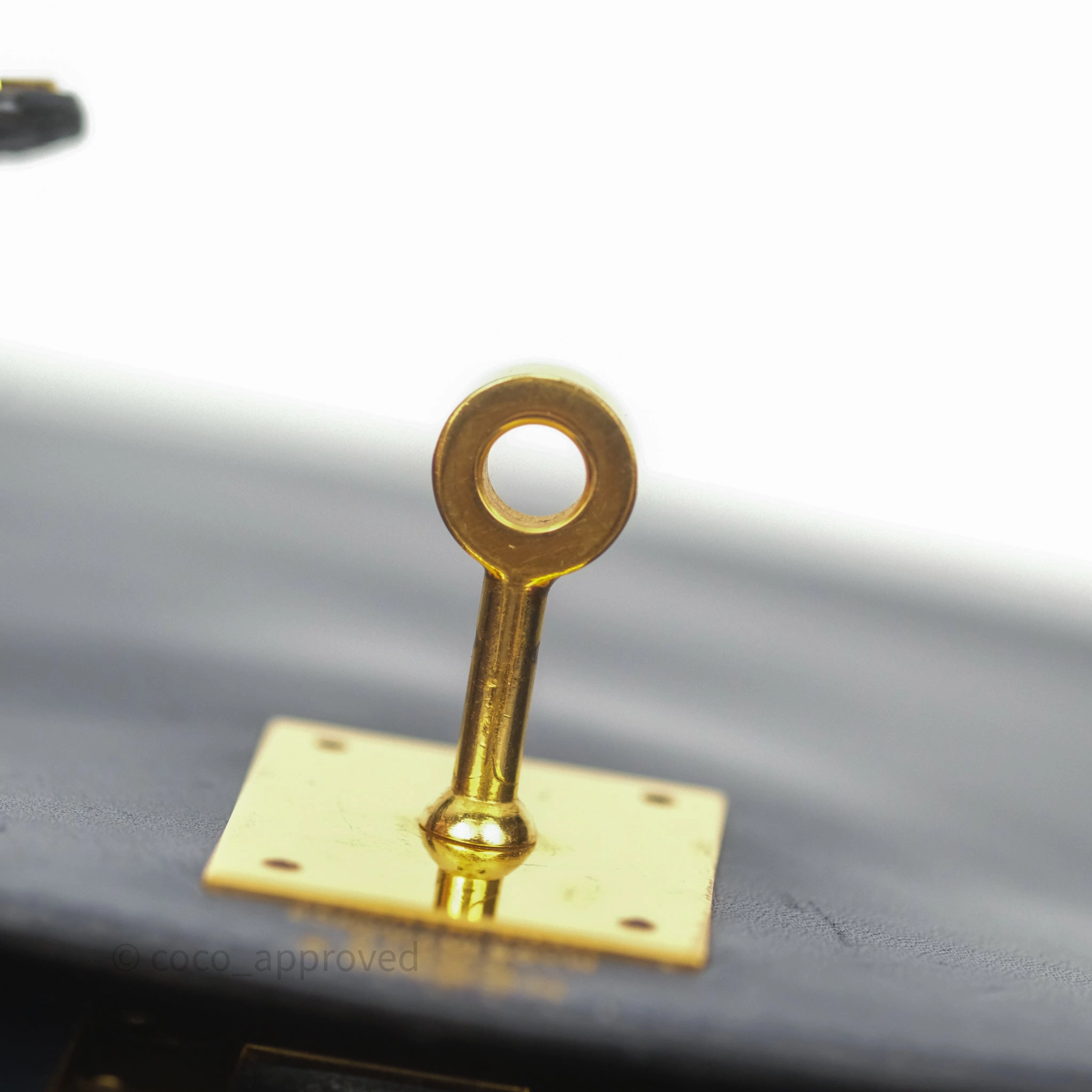 Herms Vintage Kelly 28 Retourn Navy Box Leather Gold Hardware