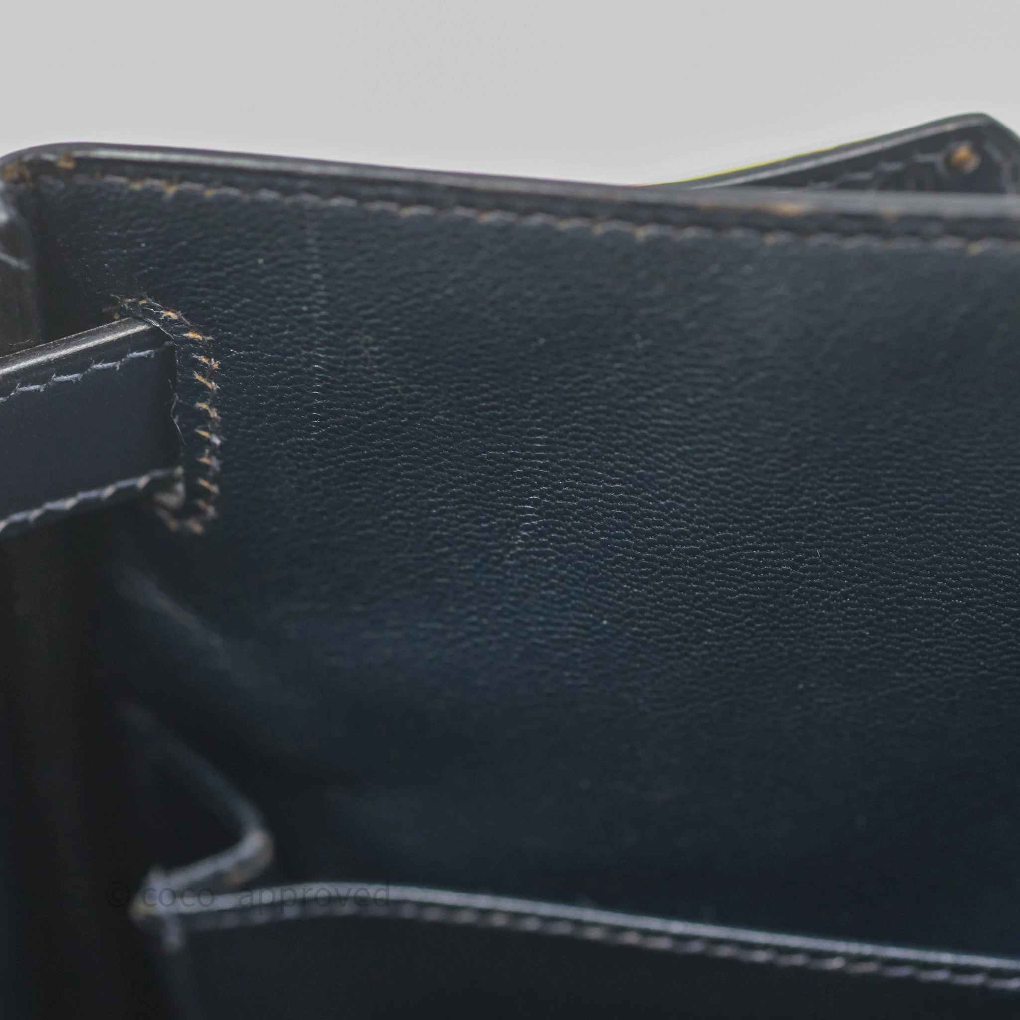 Herms Vintage Kelly 28 Retourn Navy Box Leather Gold Hardware