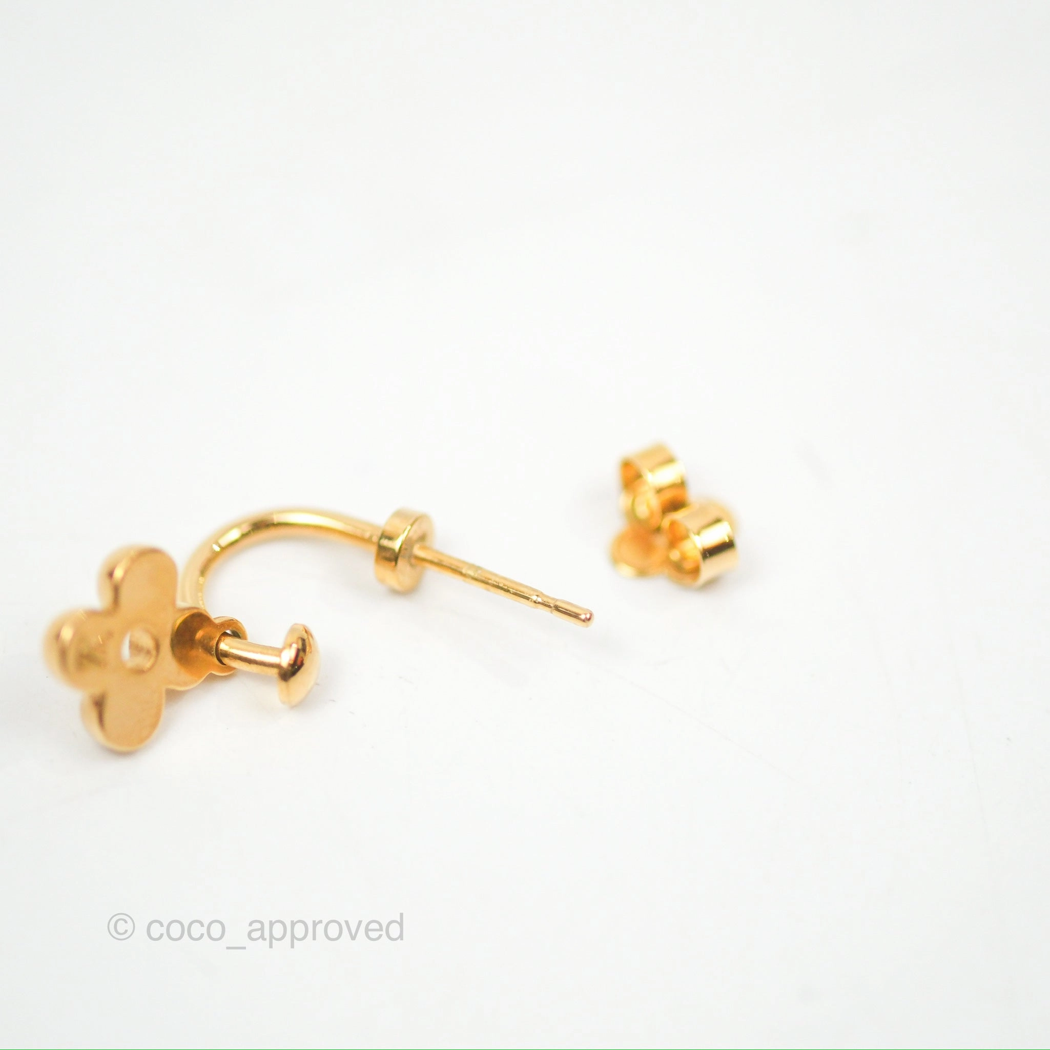 Louis Vuitton Blooming Earrings Gold Tone